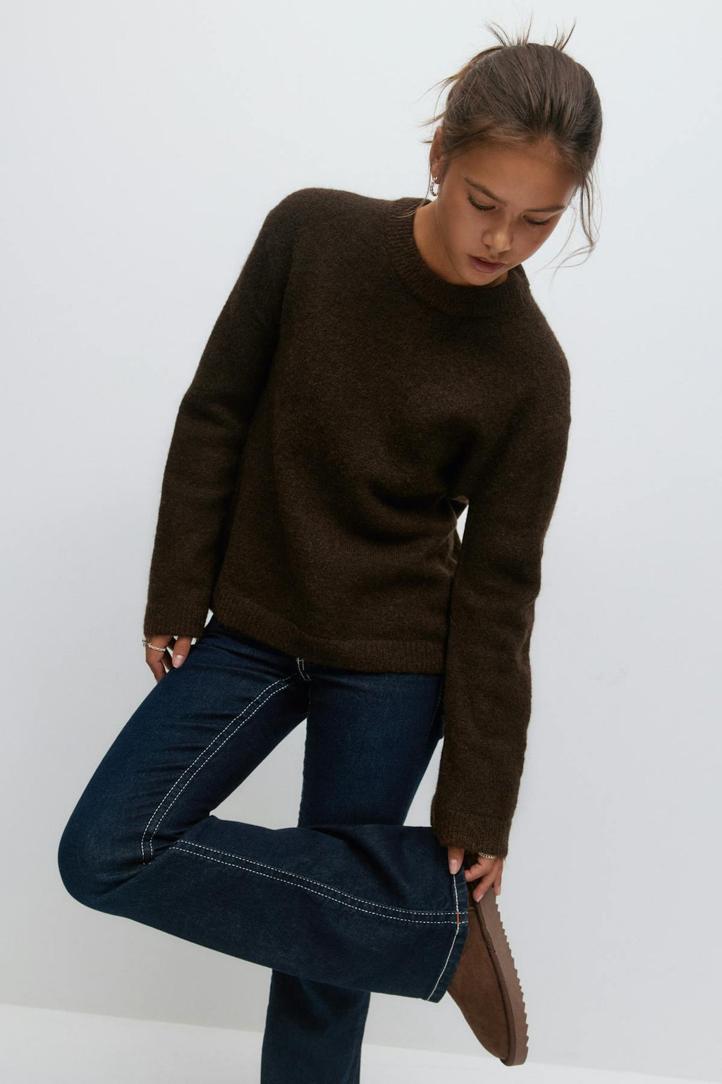 Y oversized knitted sweater