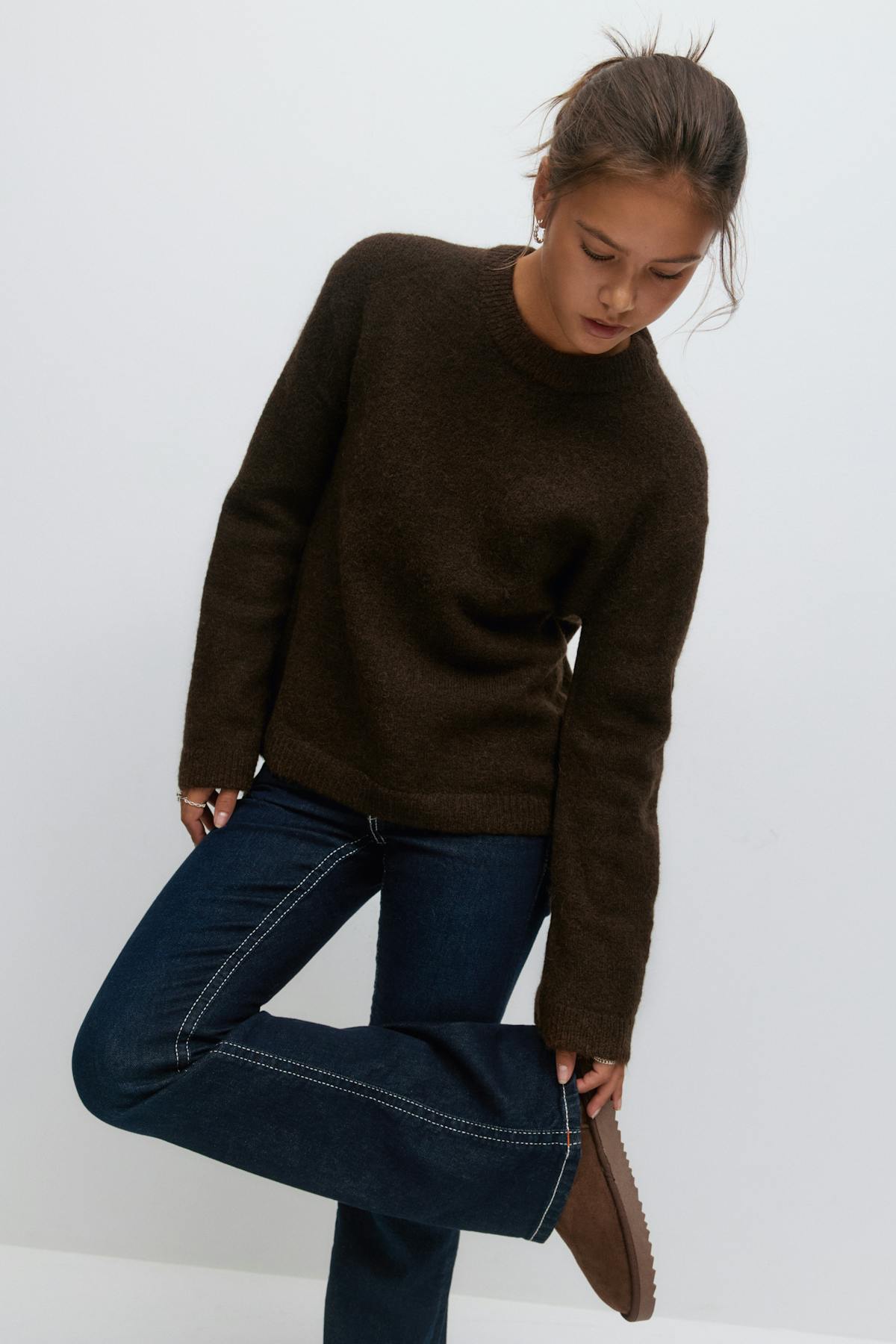 Y oversized knitted sweater