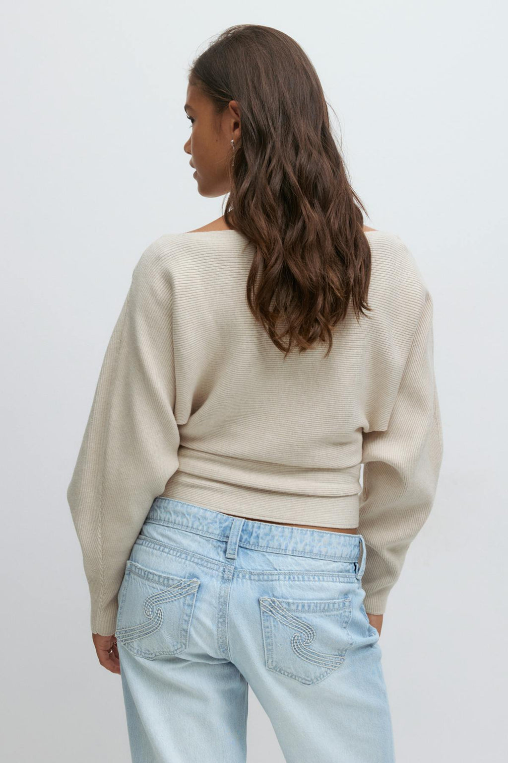 Y soft knitted sweater