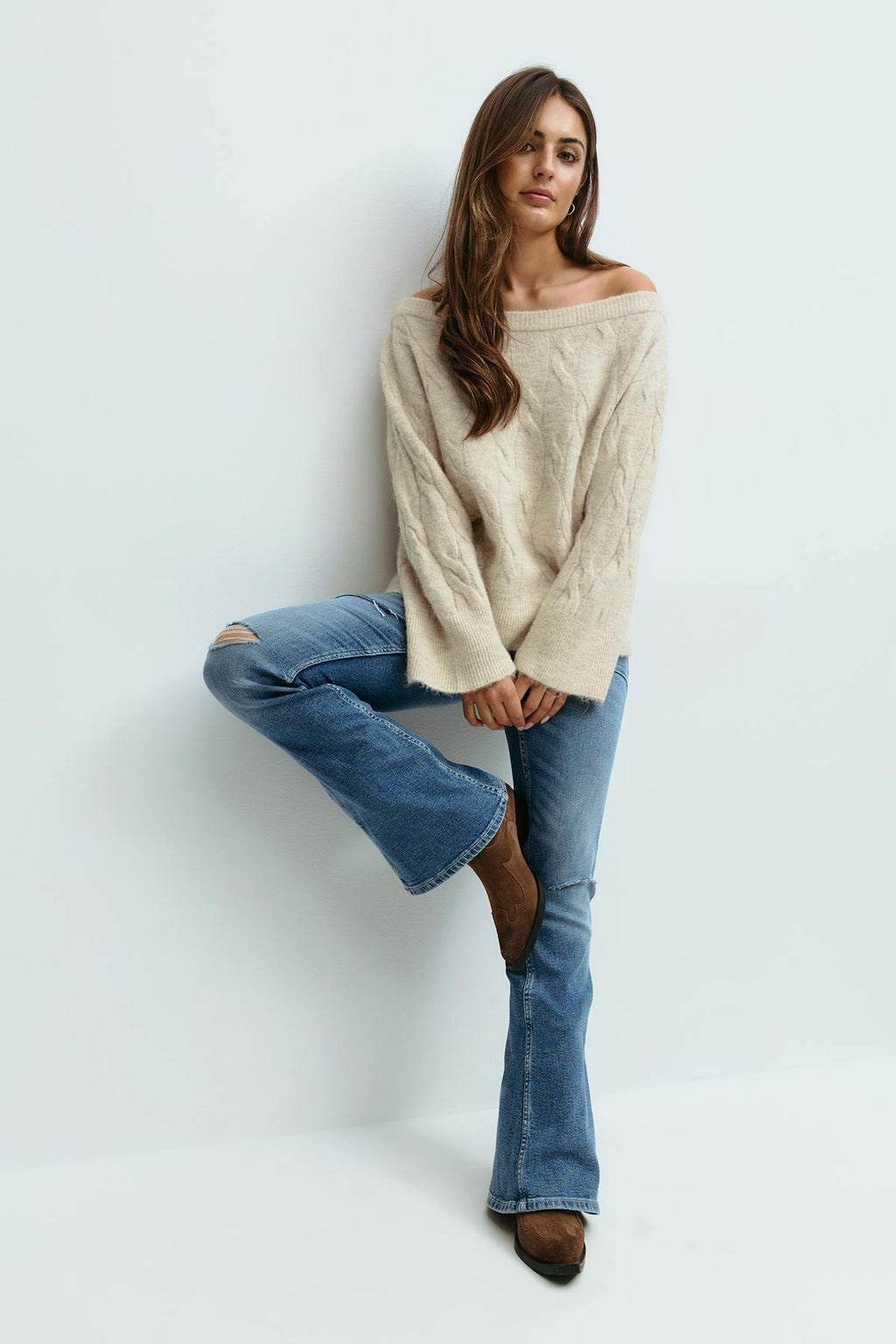 14+ cable knitted sweater