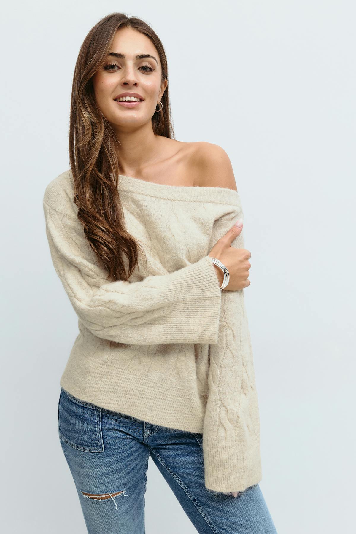 14+ cable knitted sweater