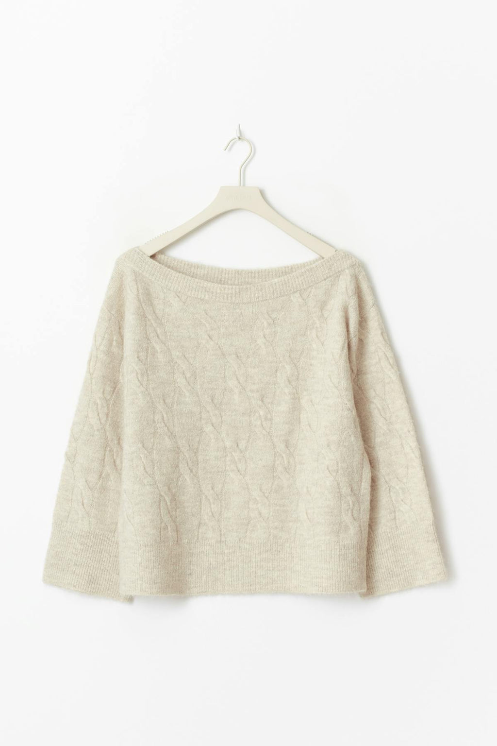 14+ cable knitted sweater