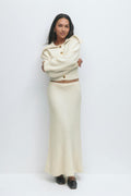Wide knitted skirt