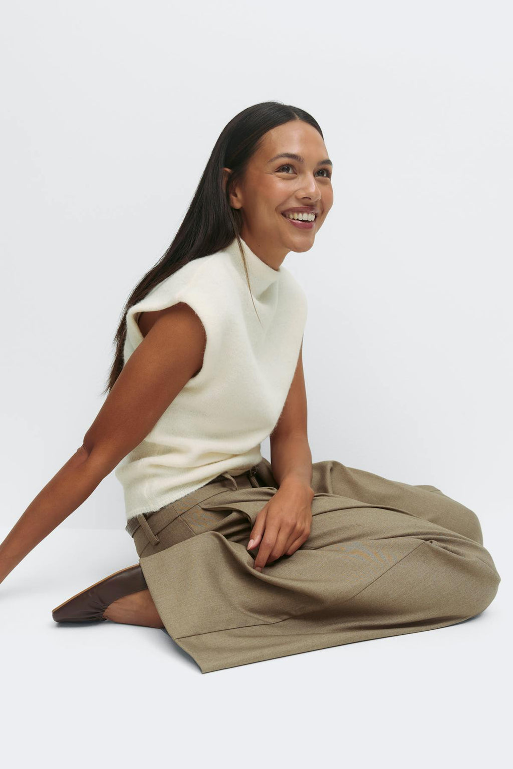 Funnel neck knitted top
