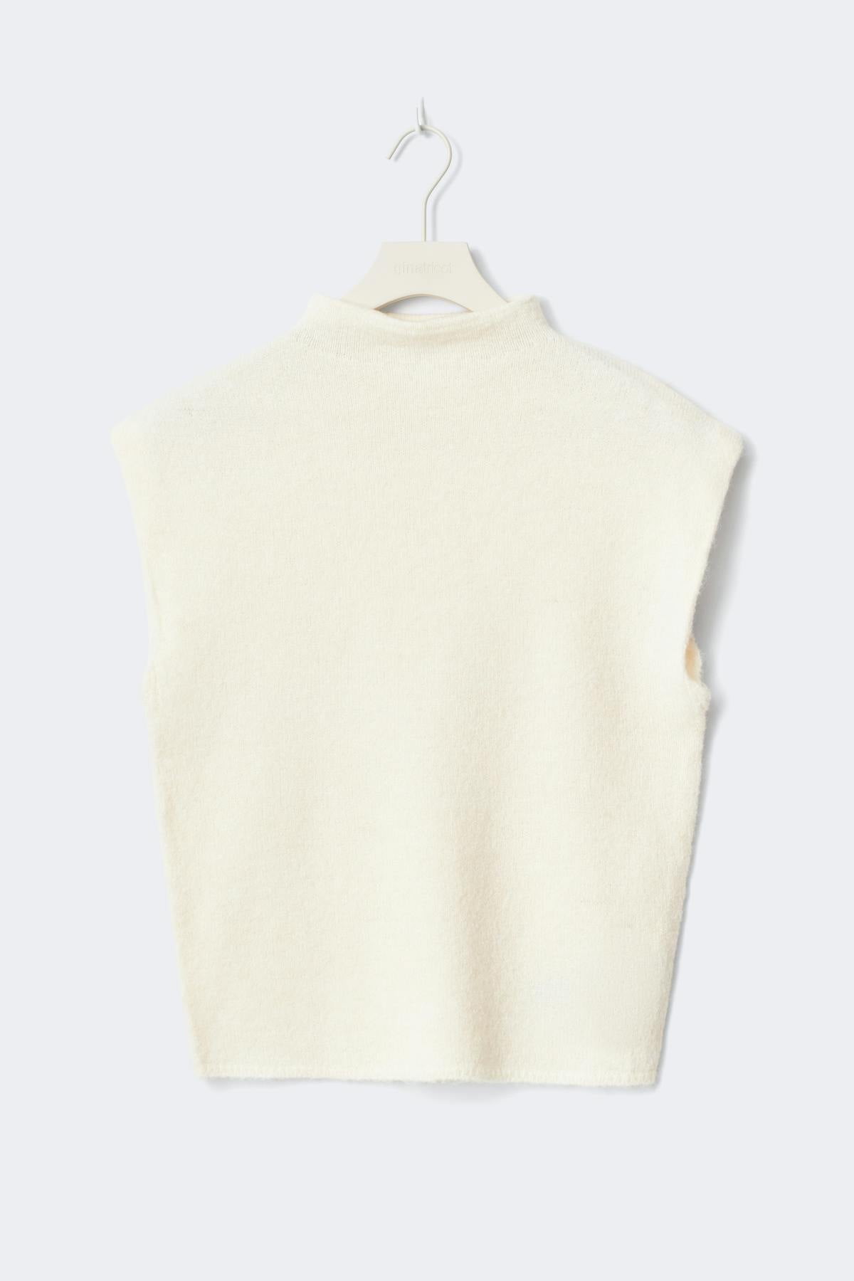 Funnel neck knitted top