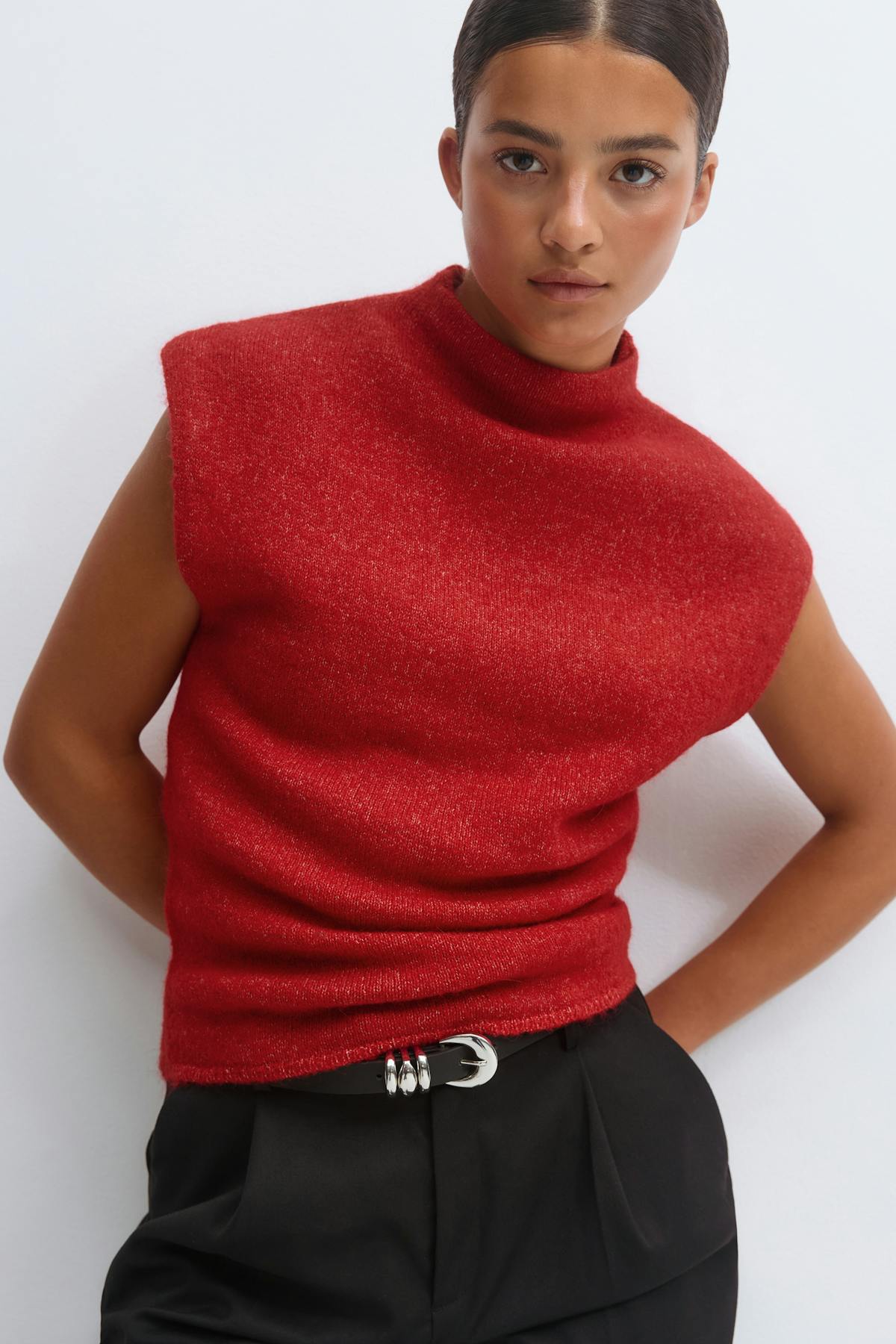 Funnel neck knitted top