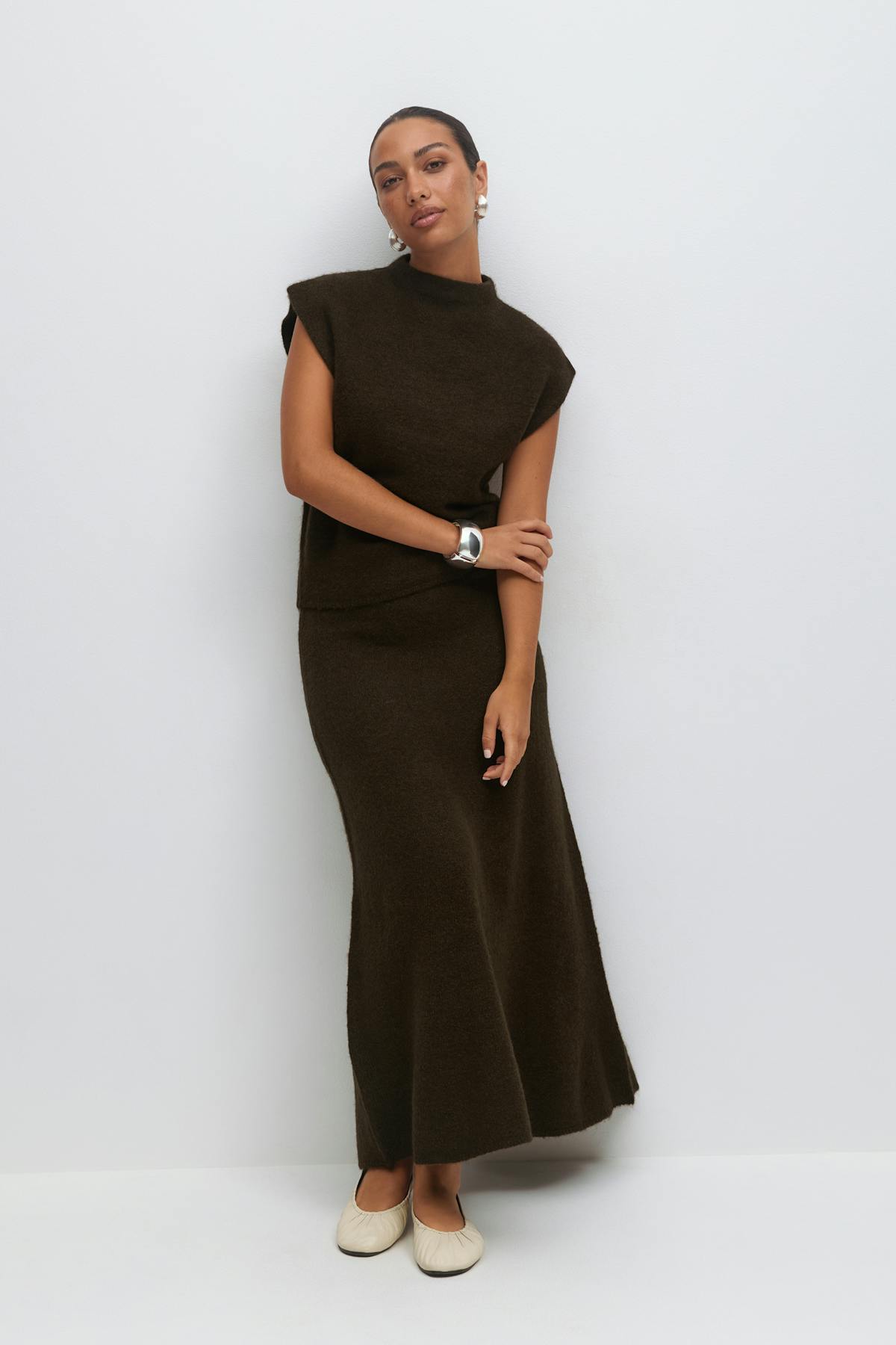 Funnel neck knitted top
