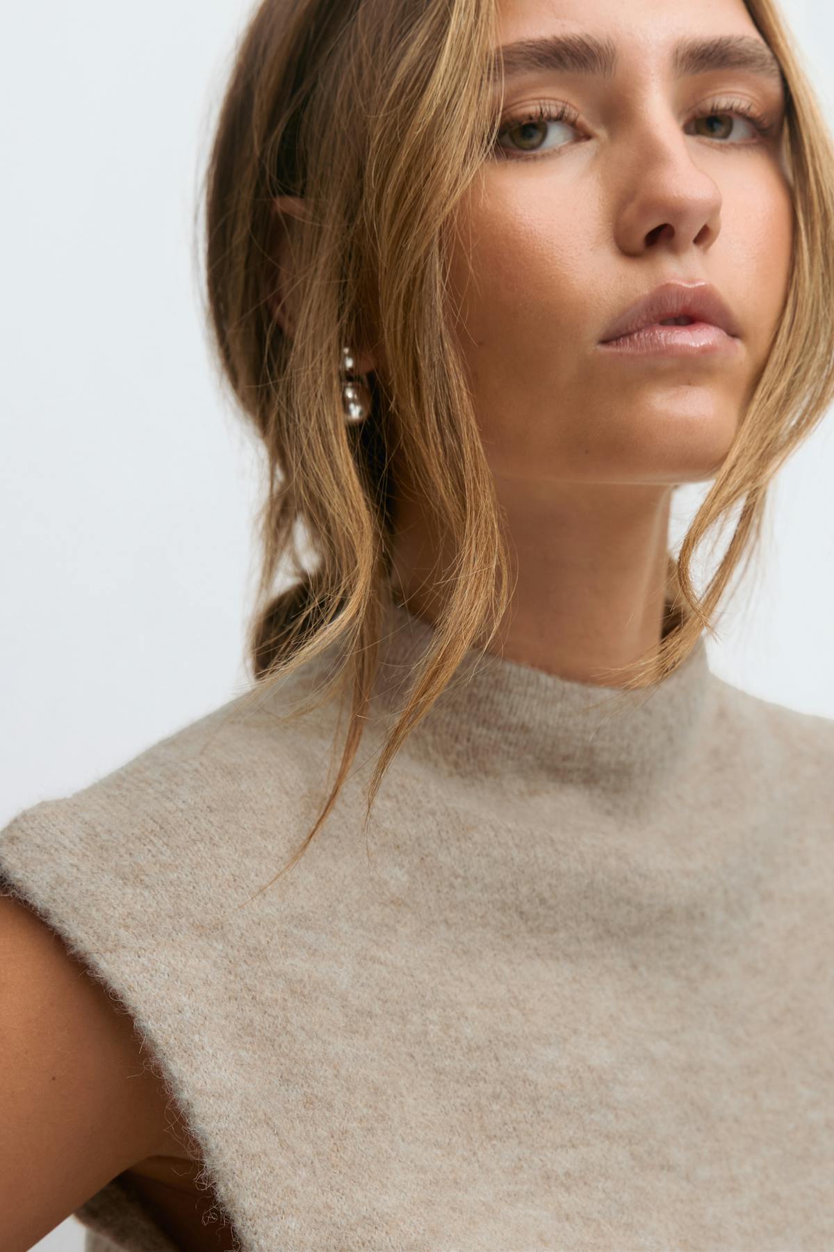 Funnel neck knitted top