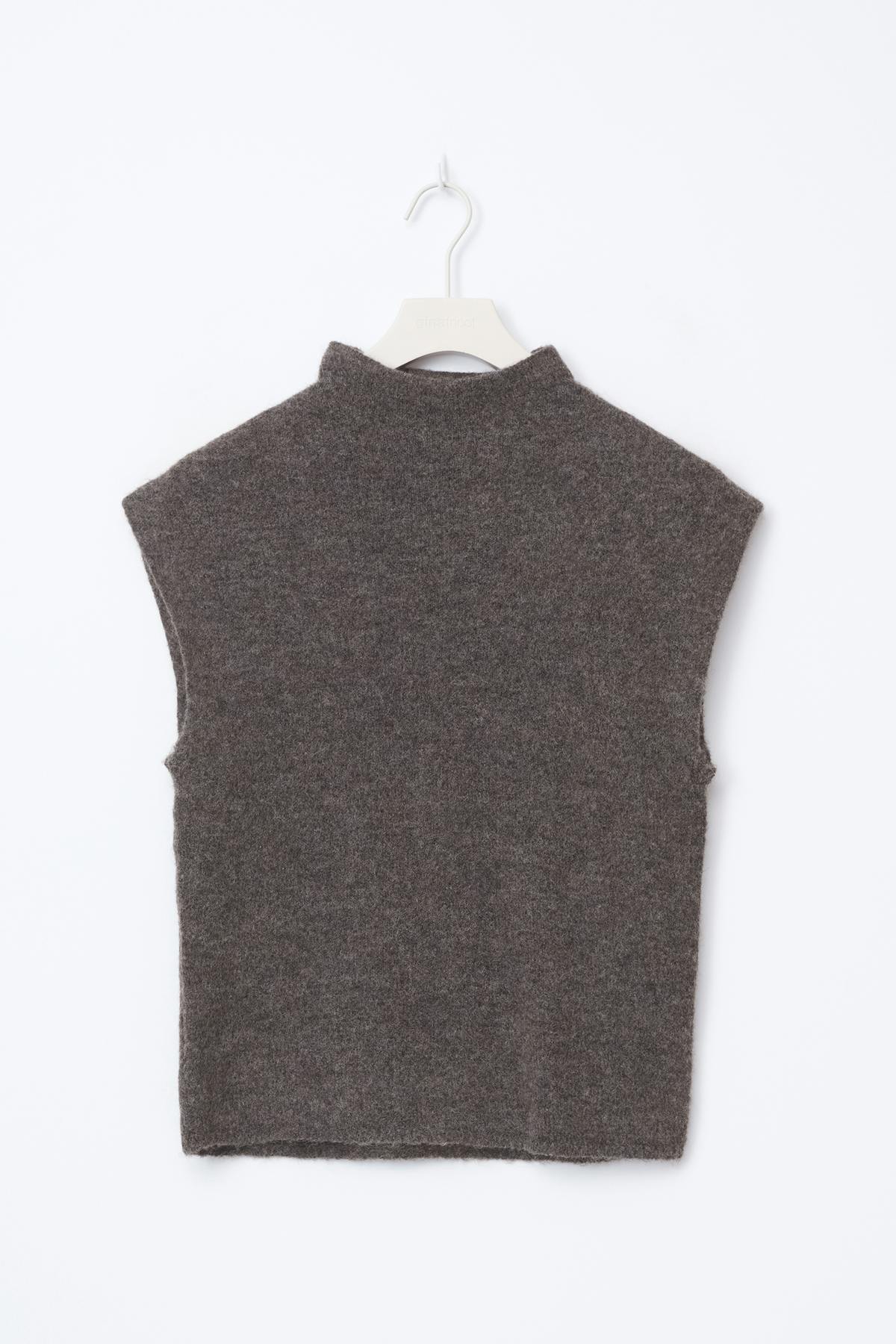 Funnel neck knitted top