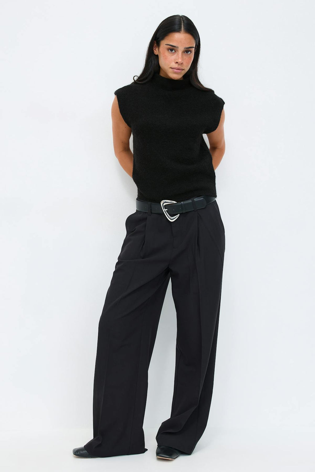 Funnel neck knitted top
