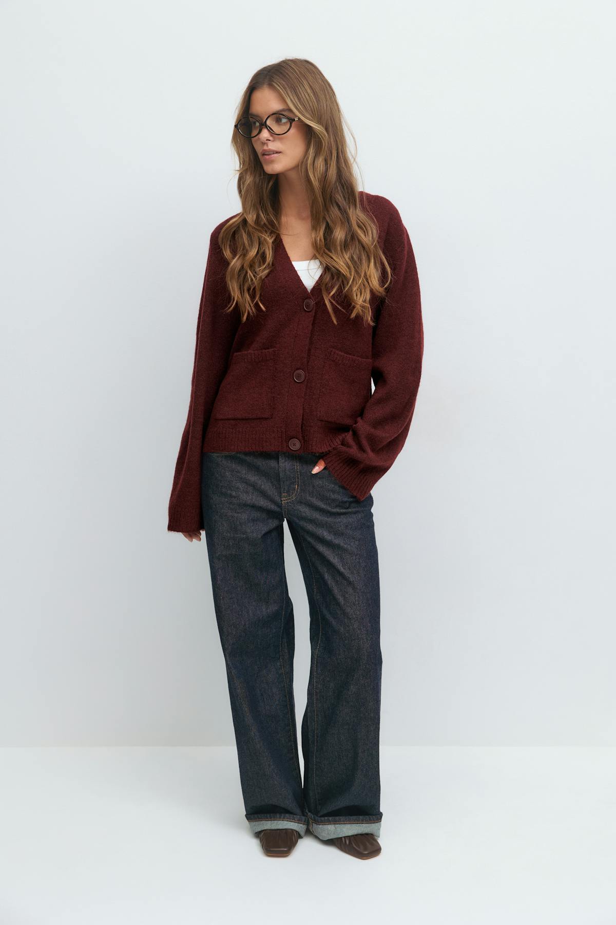 Knitted pocket cardigan