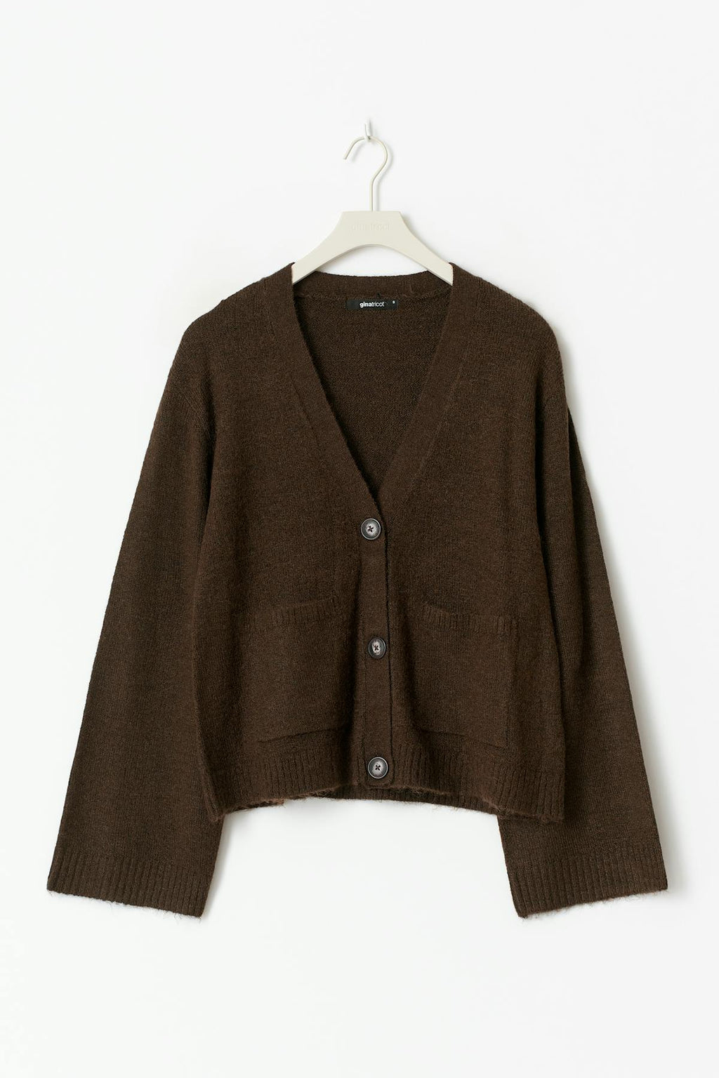 Knitted pocket cardigan
