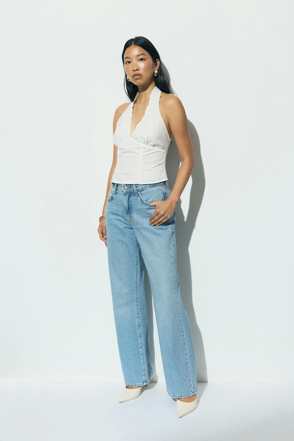 Embroidery halter neck top