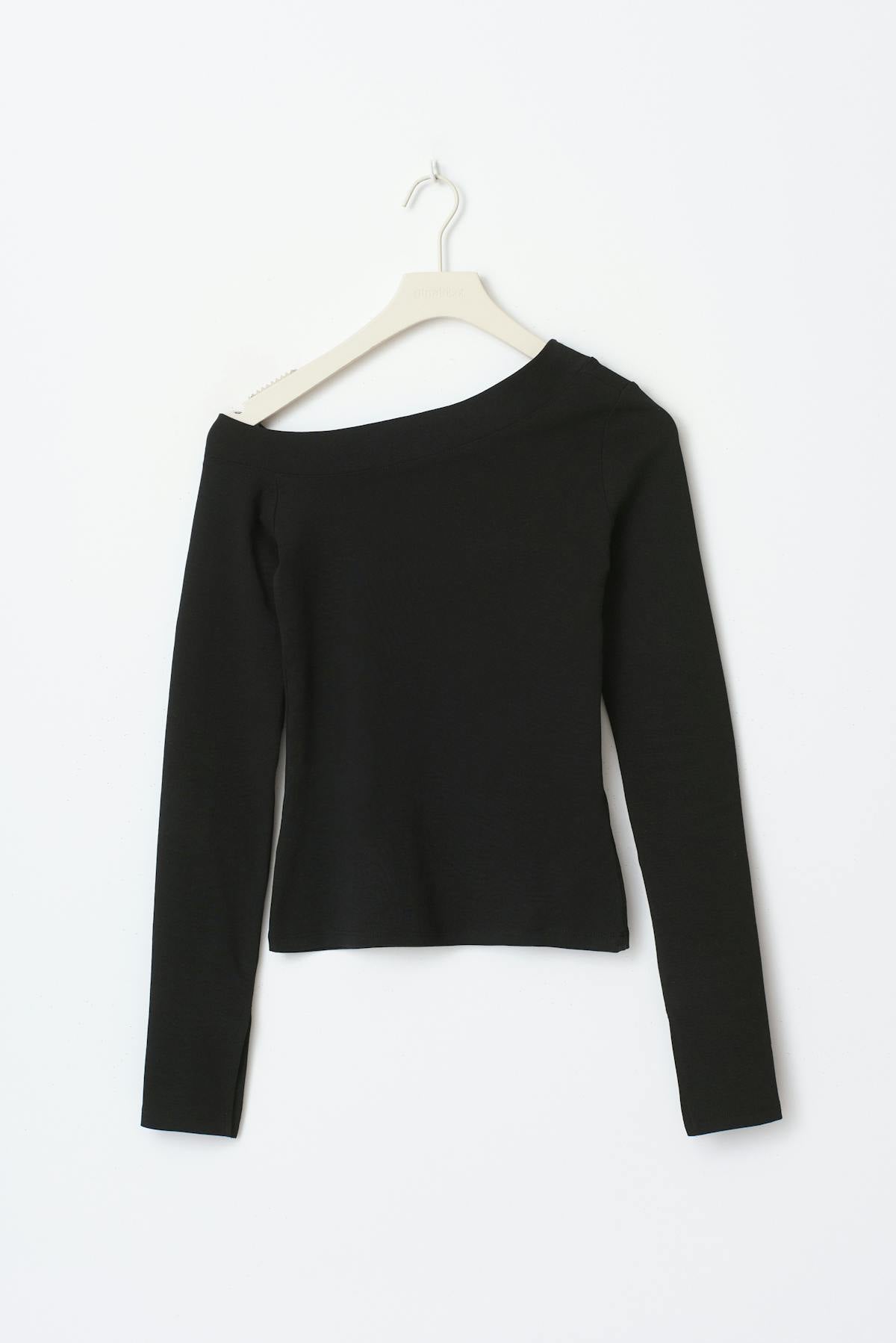 Sloped shoulder top