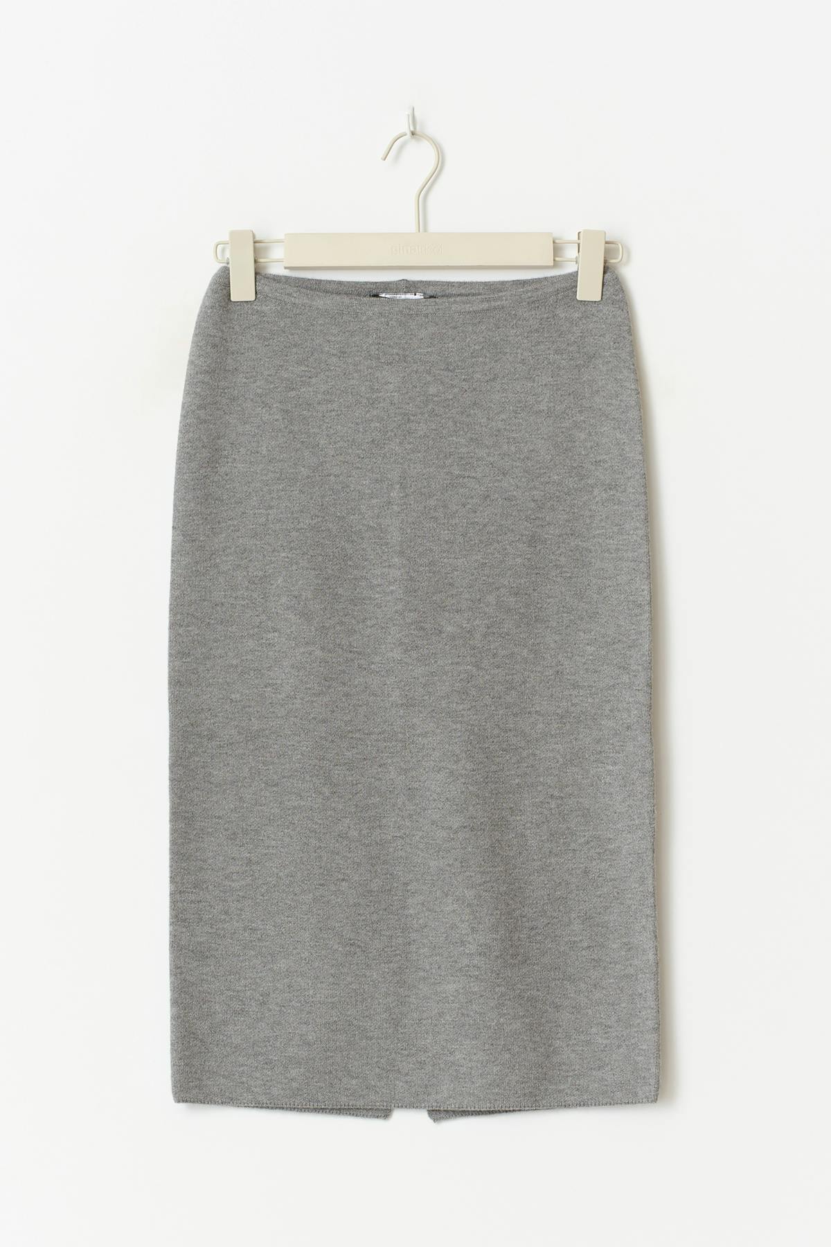 Knitted pencil skirt