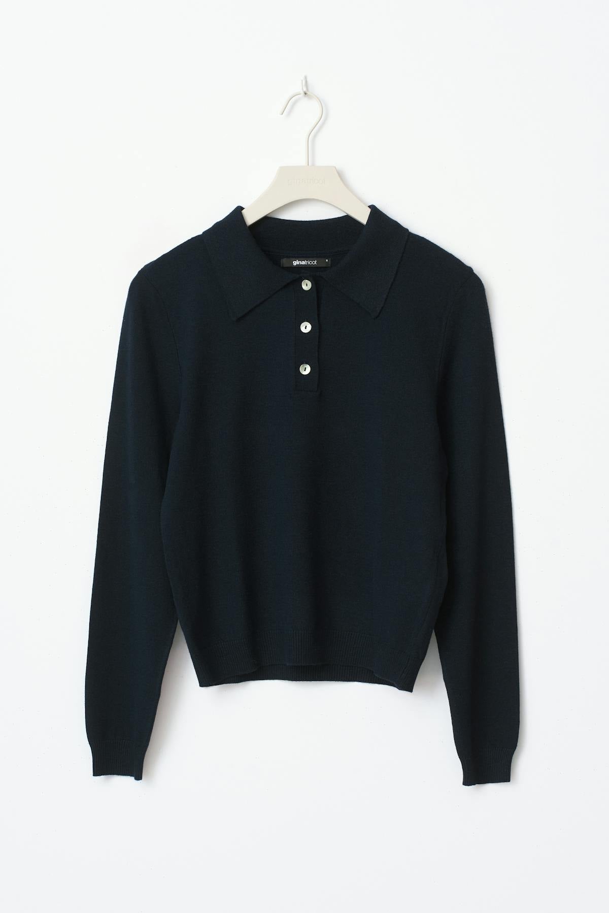 Knitted collar sweater