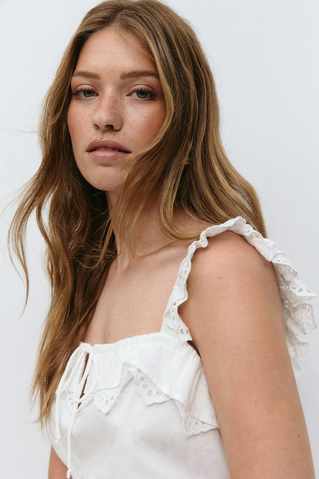 Frill top