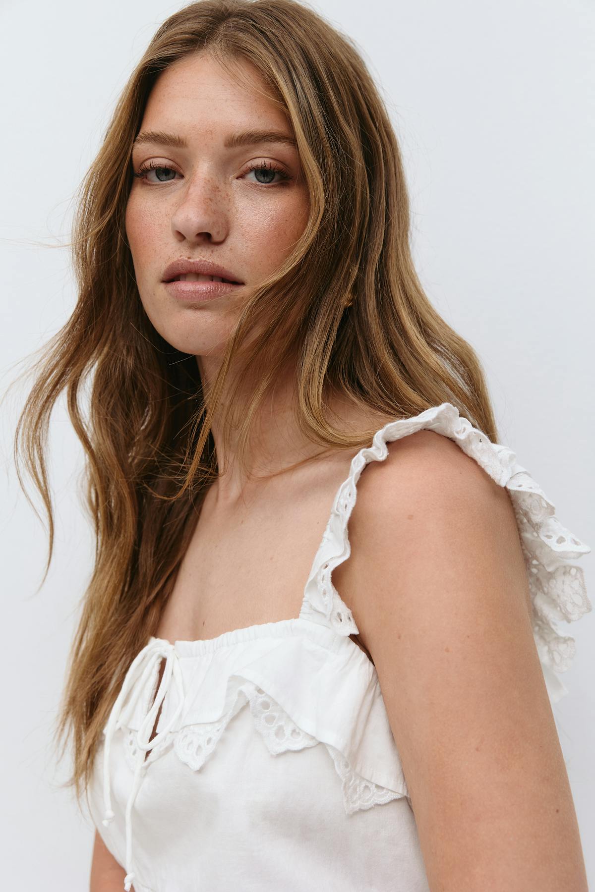 Frill top