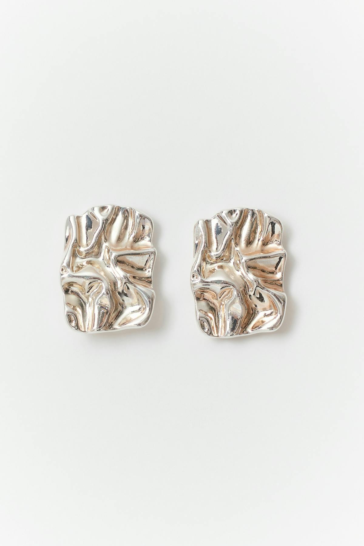 Crinkled earrings