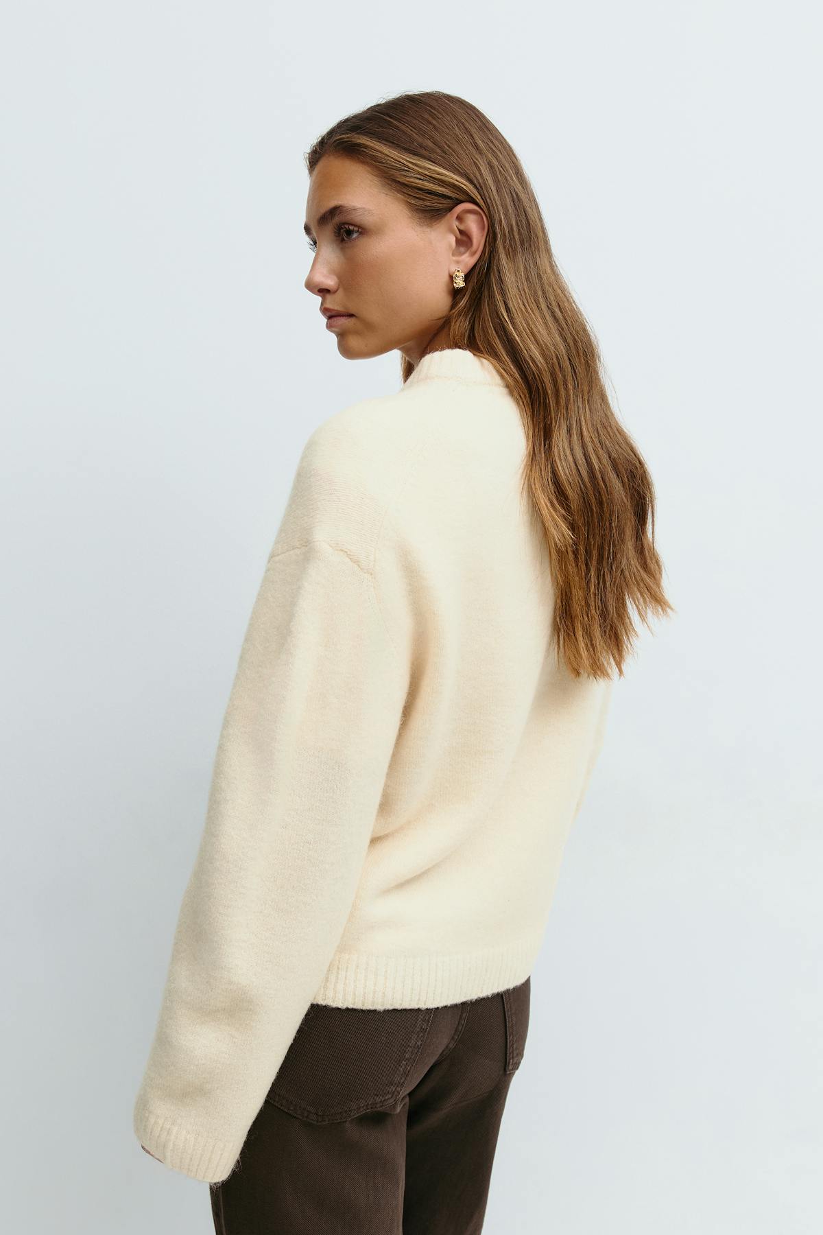 Crew neck knitted sweater