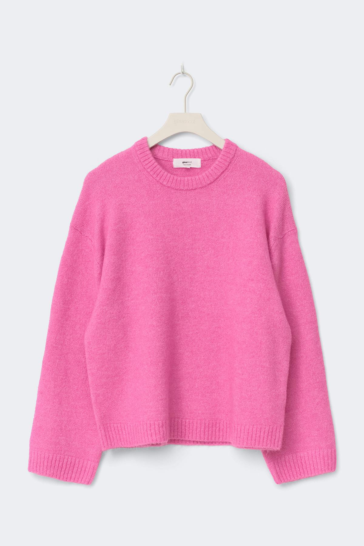 Crew neck knitted sweater