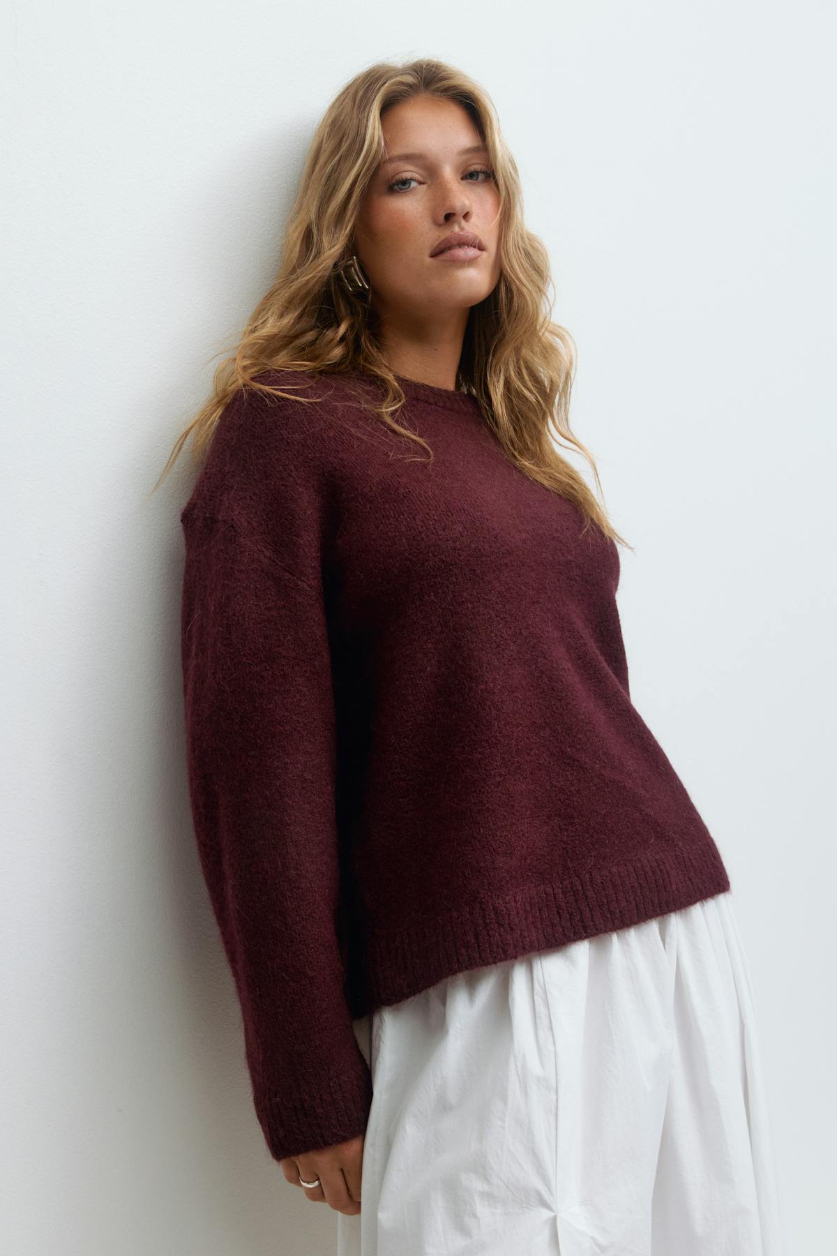 Crew neck knitted sweater