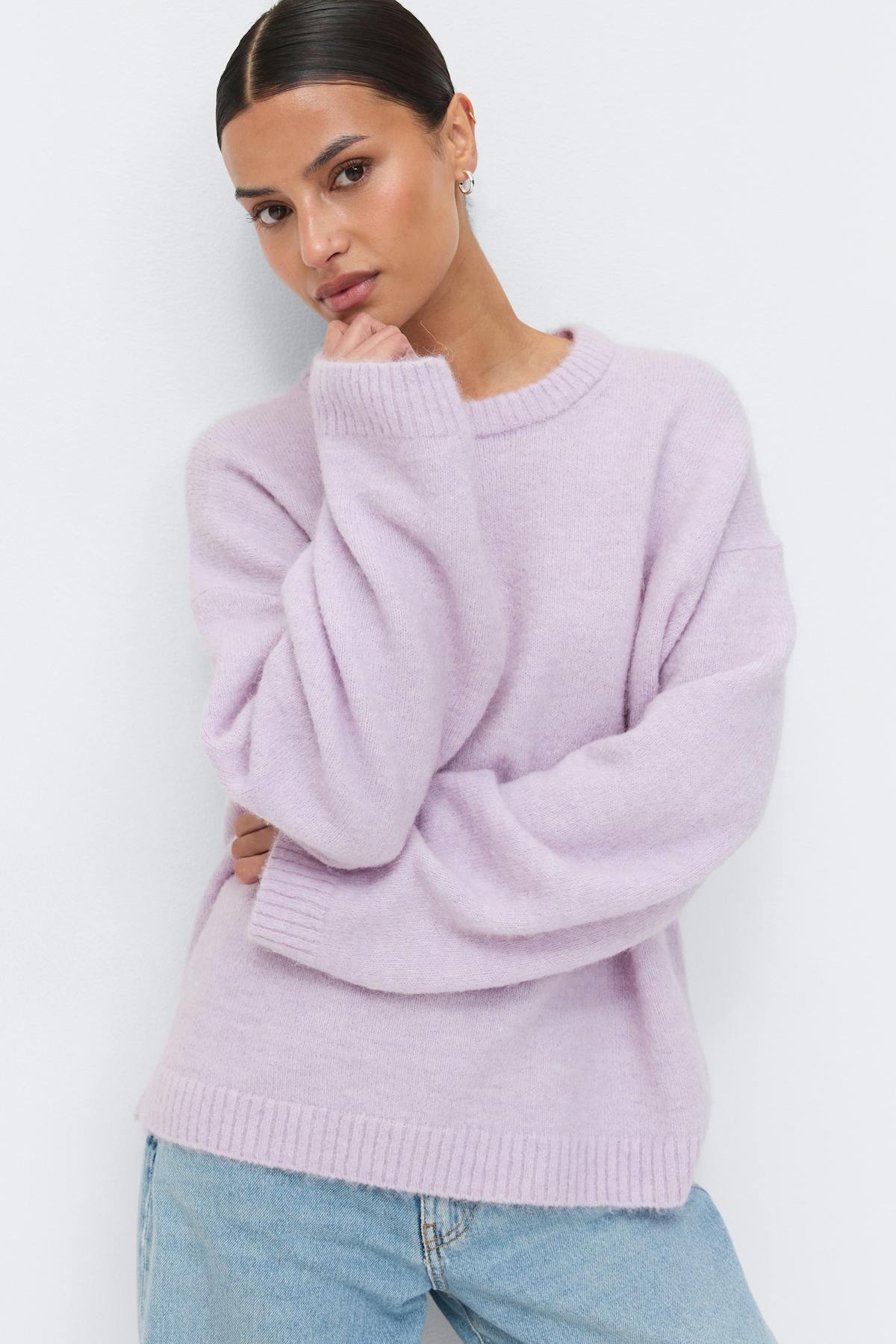 Crew neck knitted sweater