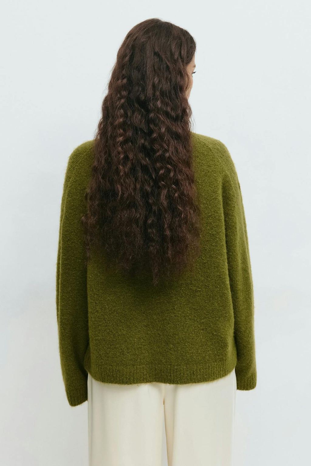 Crew neck knitted sweater
