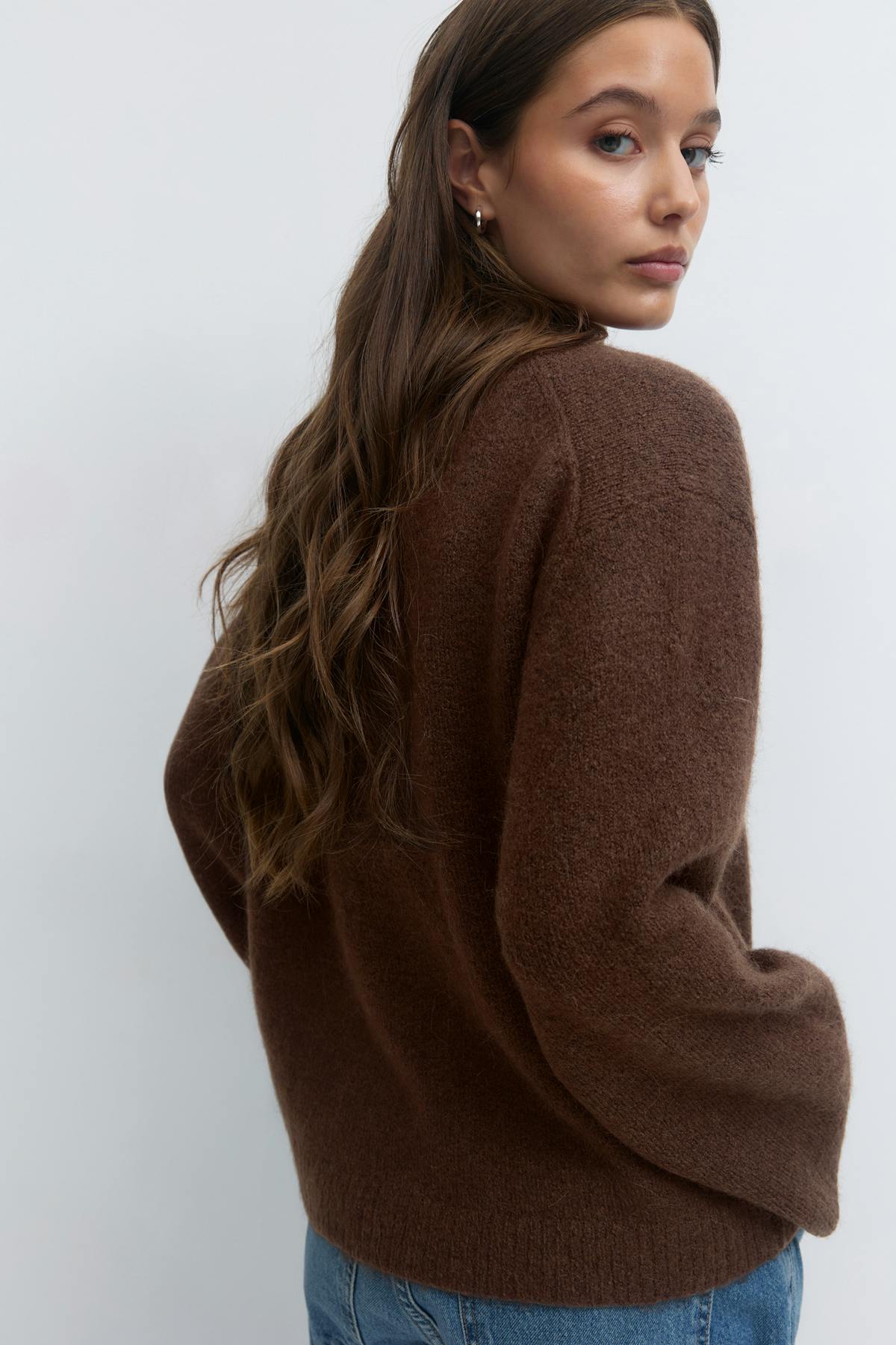 Crew neck knitted sweater