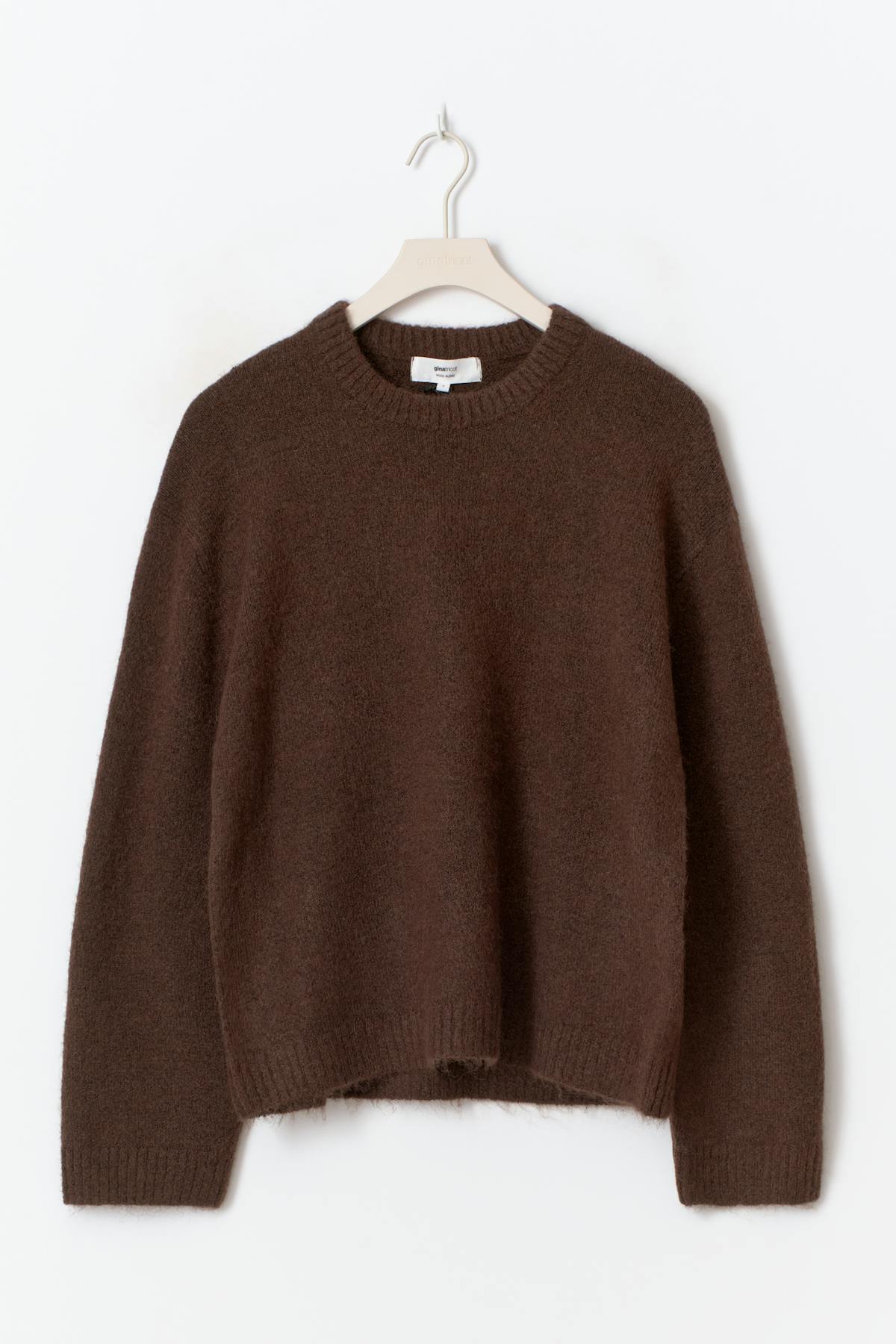 Crew neck knitted sweater