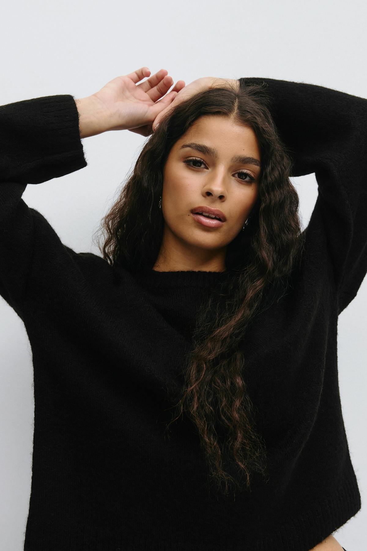 Crew neck knitted sweater