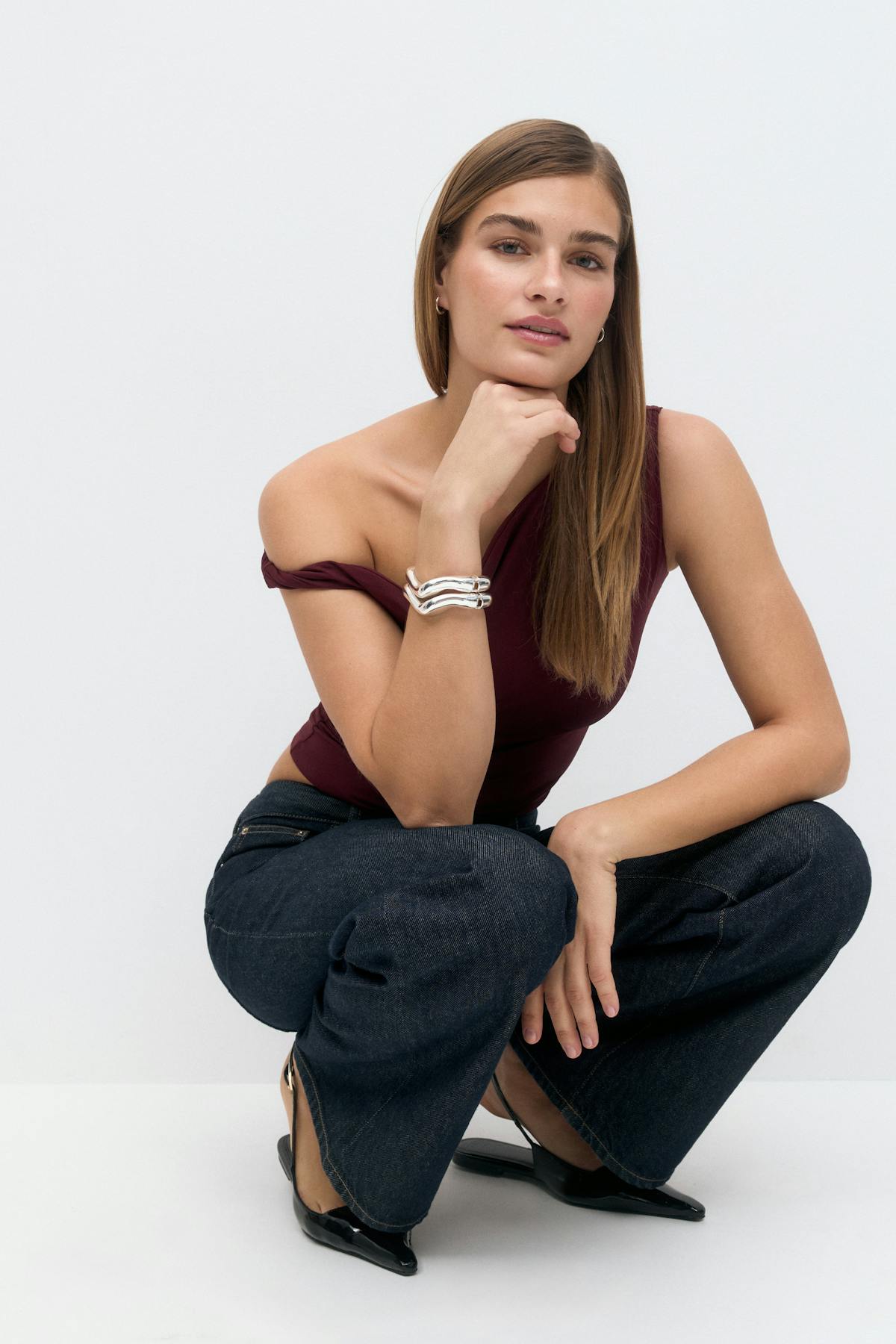 Asymmetric micro top
