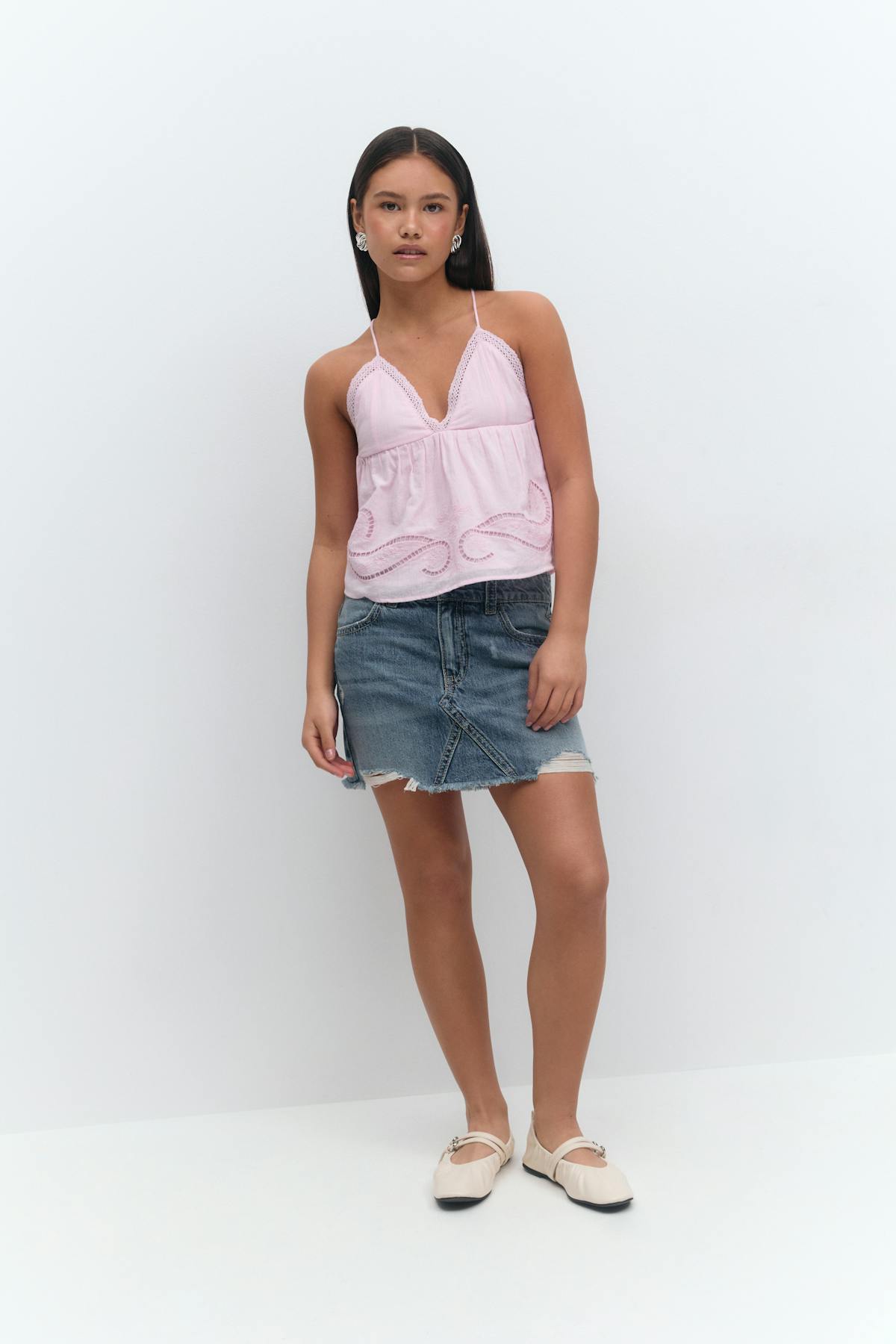 Y triangle singlet