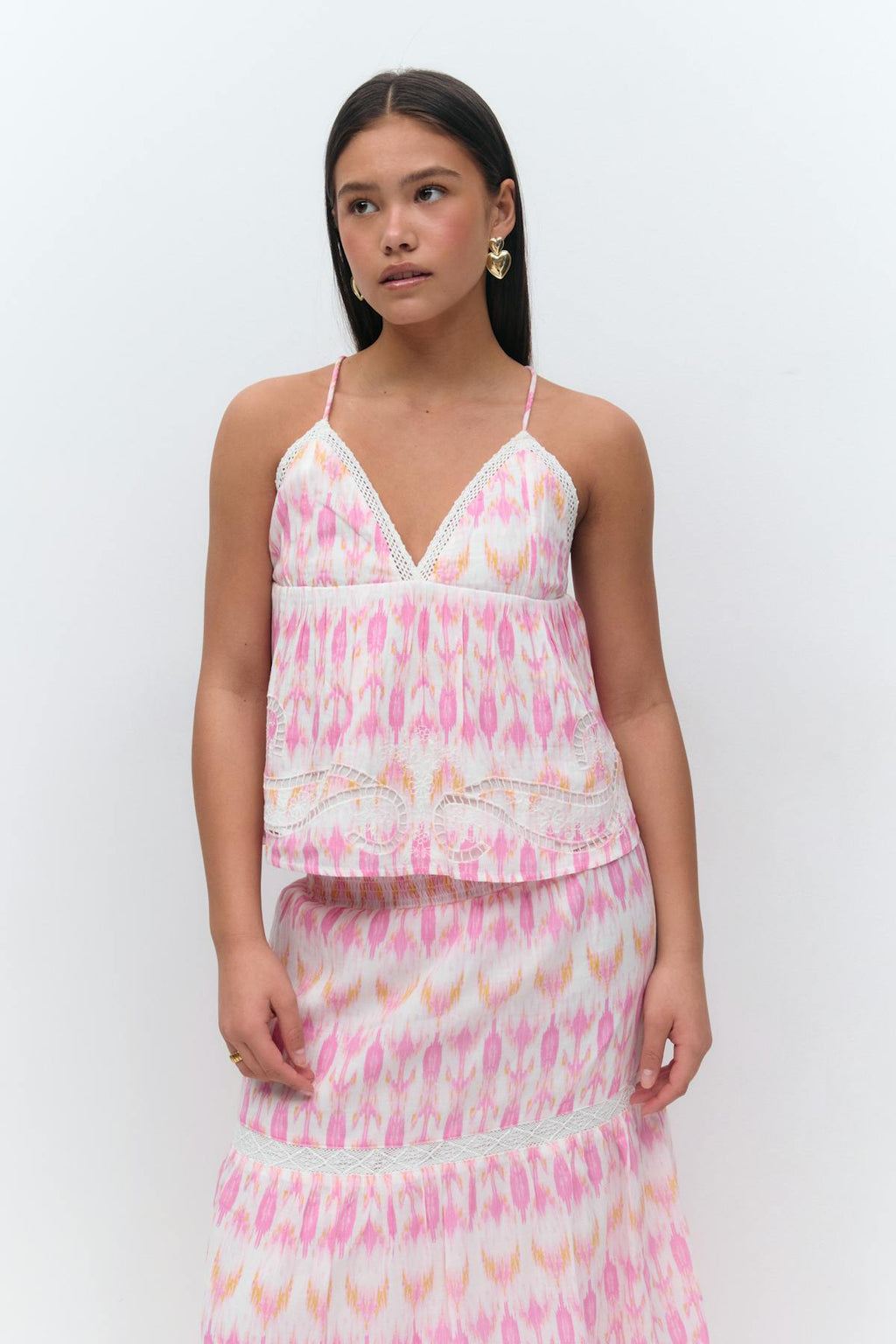 Y triangle singlet