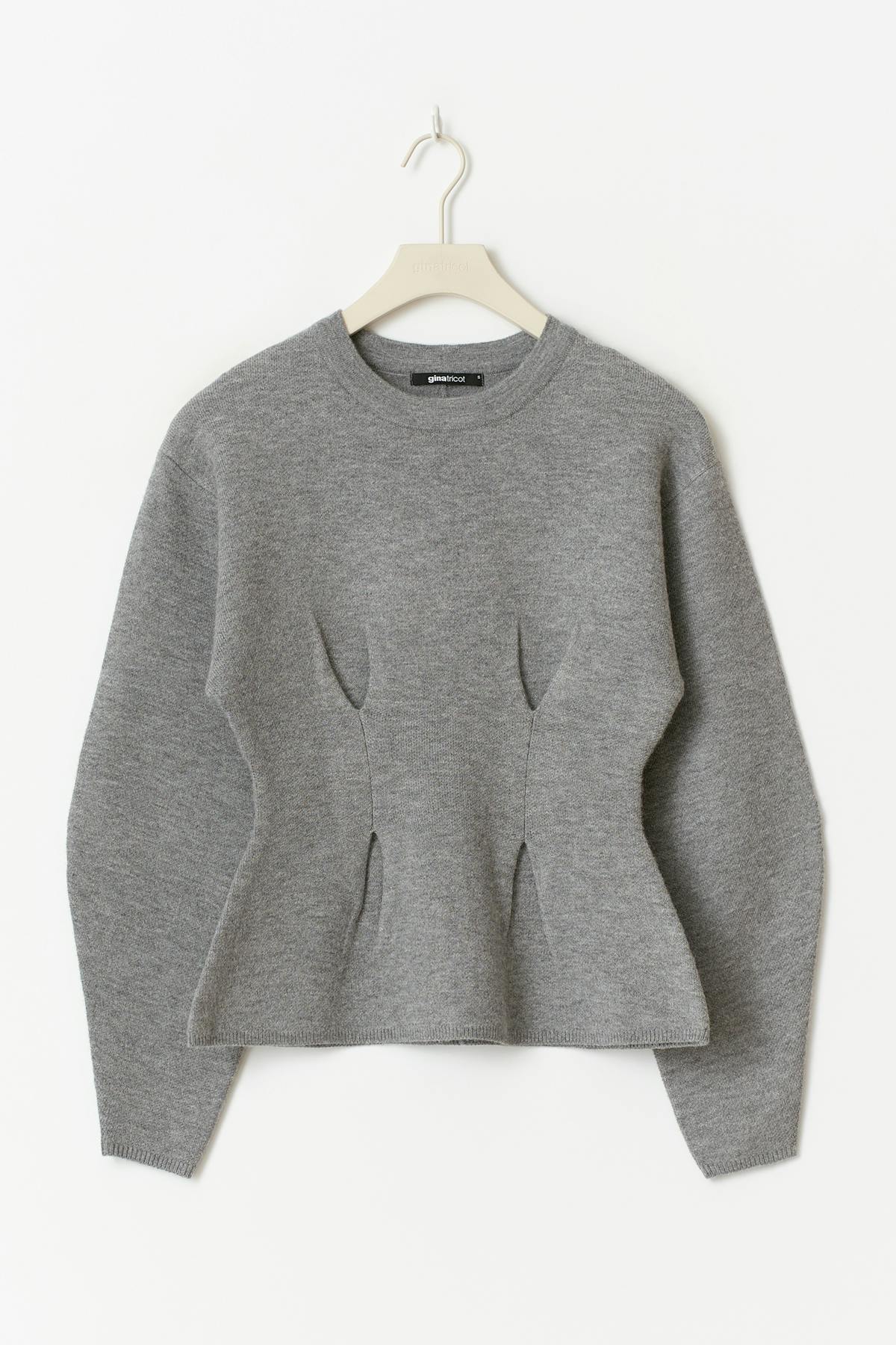 Sculpted knitted top