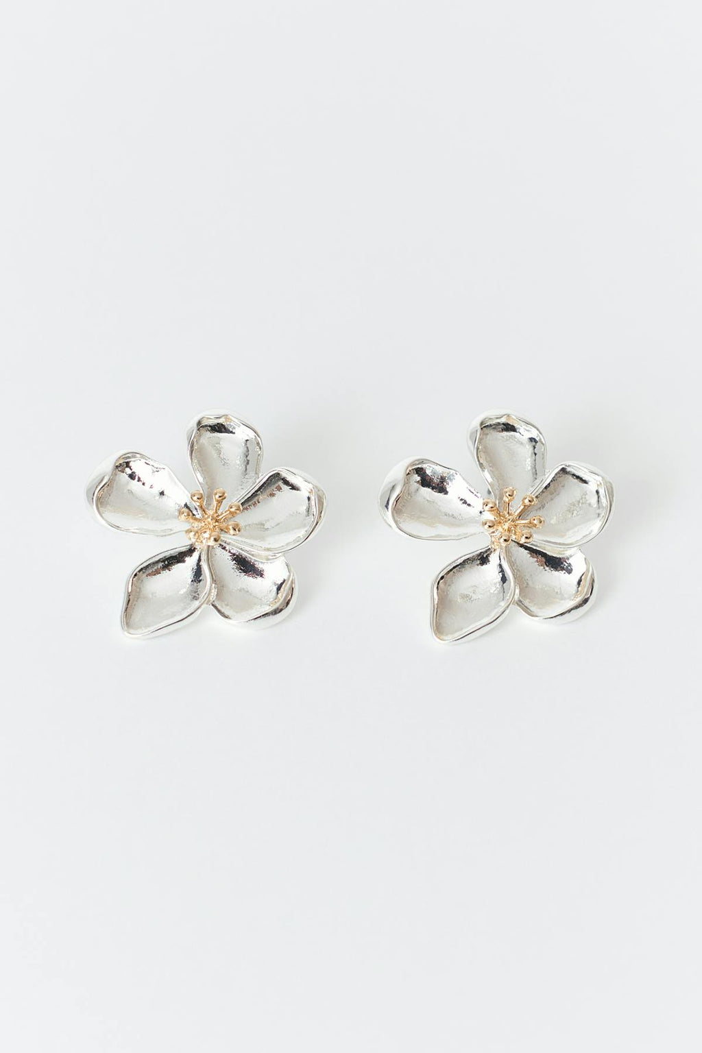 Flower earrings