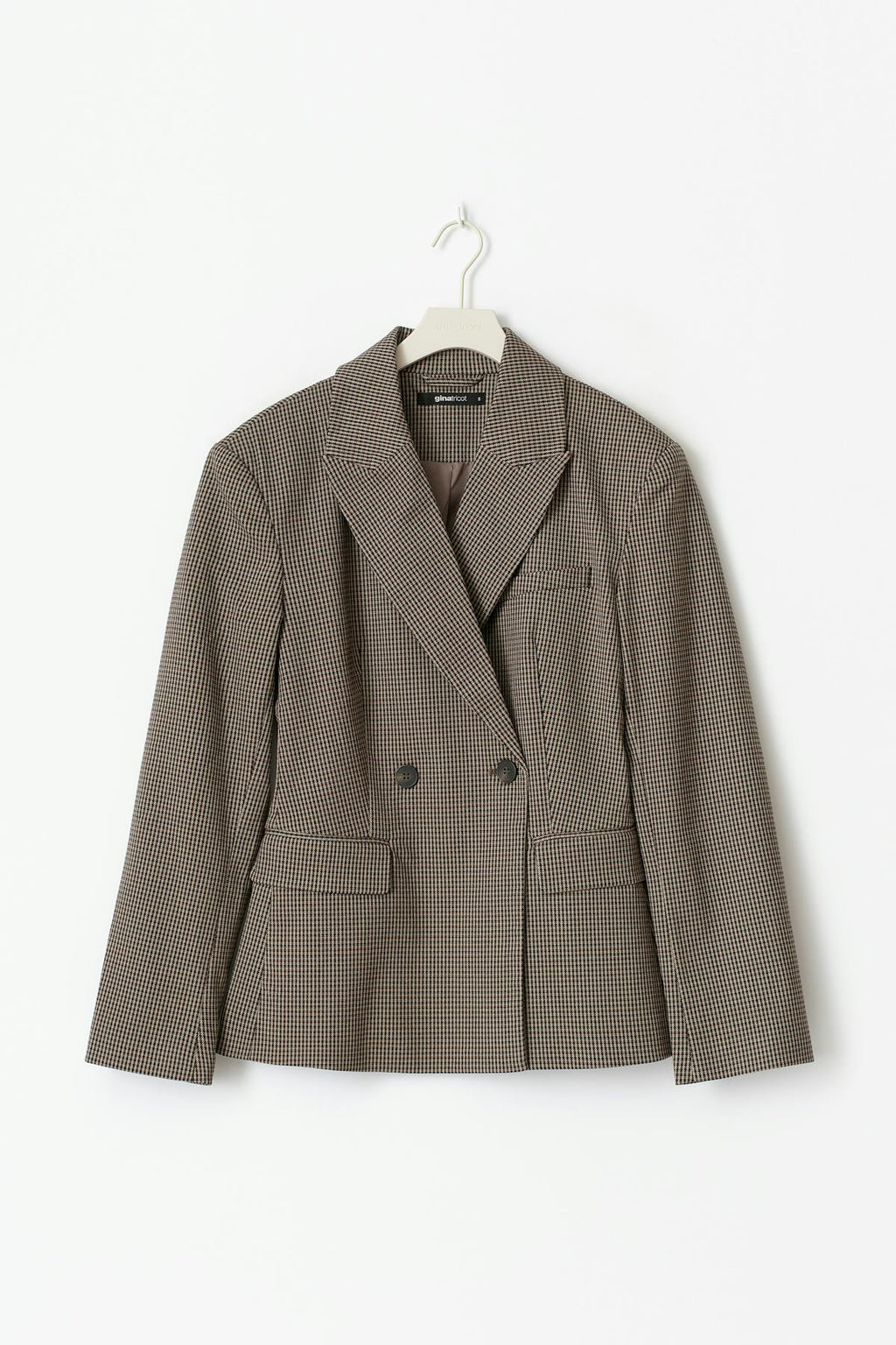 Shaped blazer
