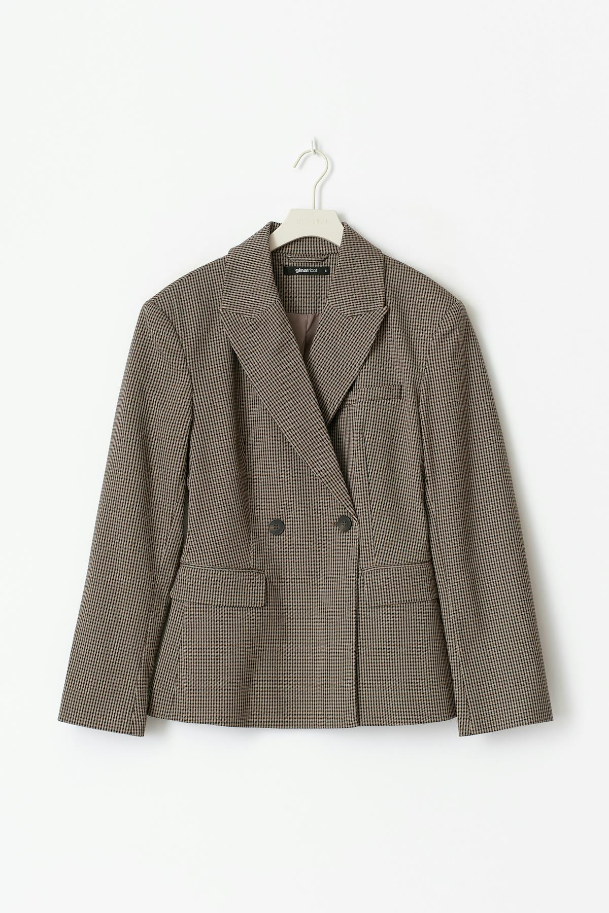 Shaped blazer