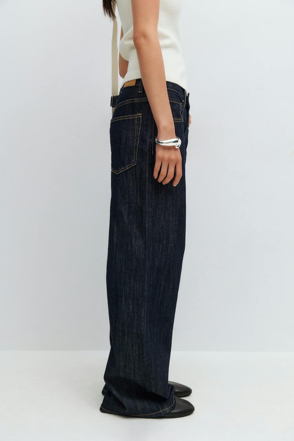 Buckle baggy jeans