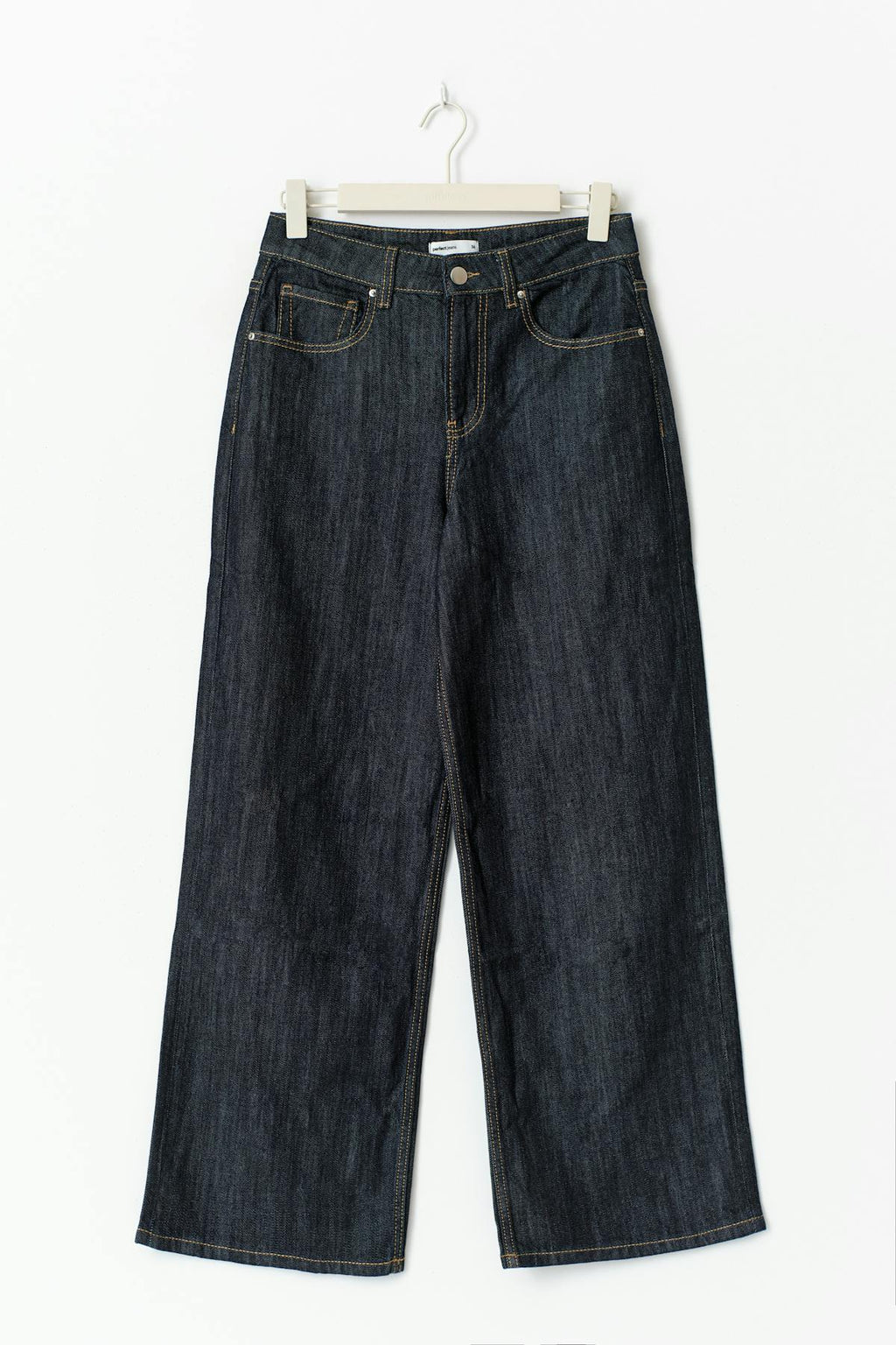 Buckle baggy jeans