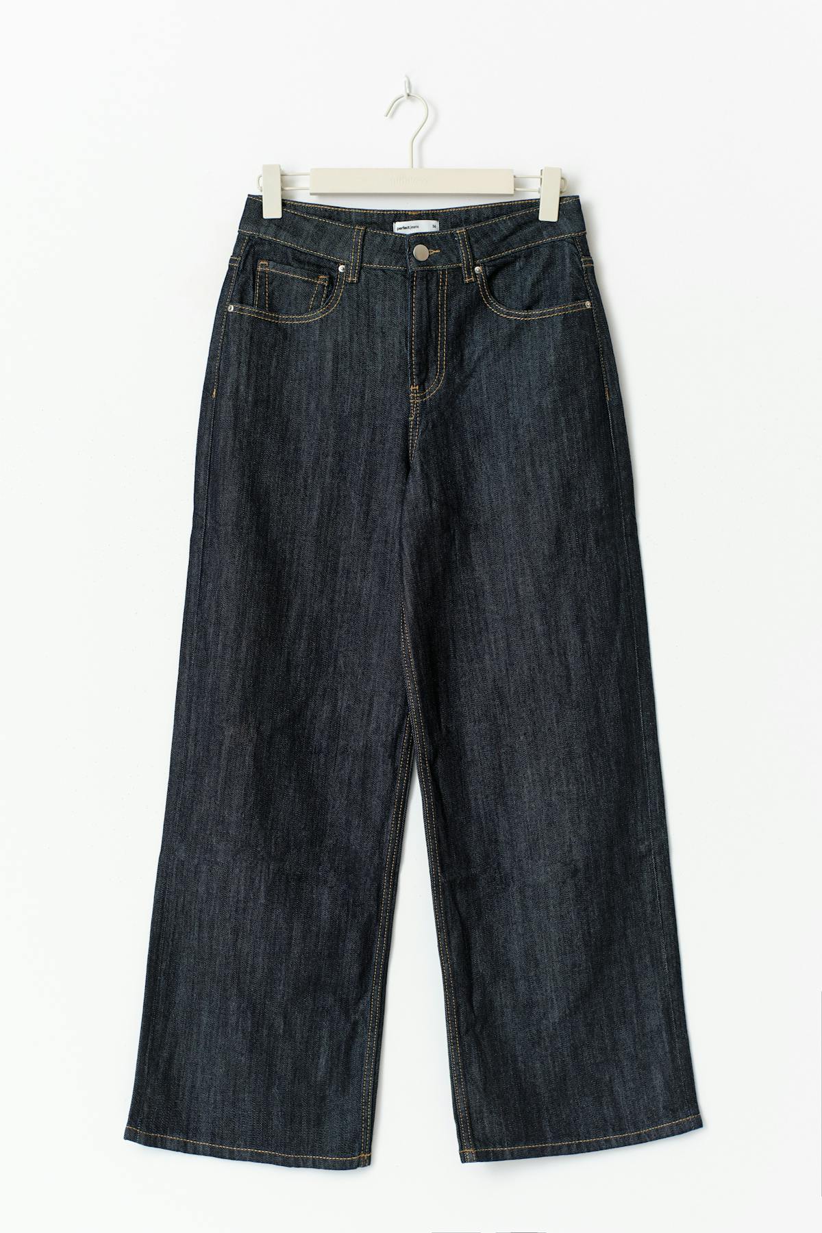 Buckle baggy jeans