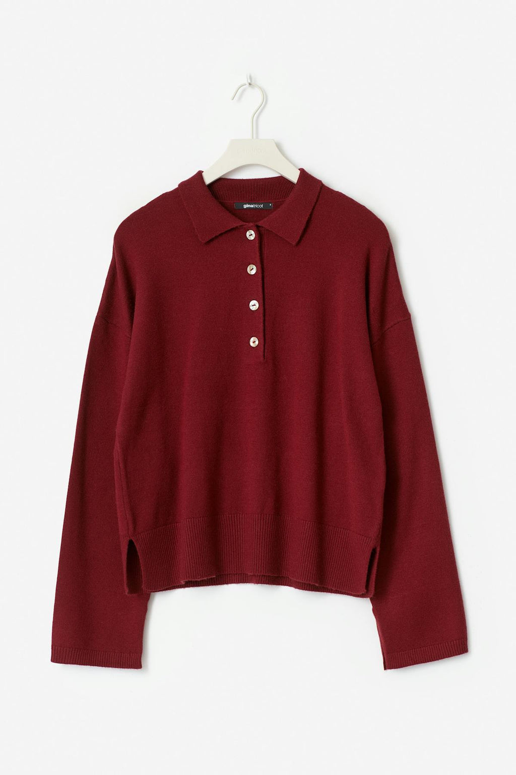 Knitted collar sweater