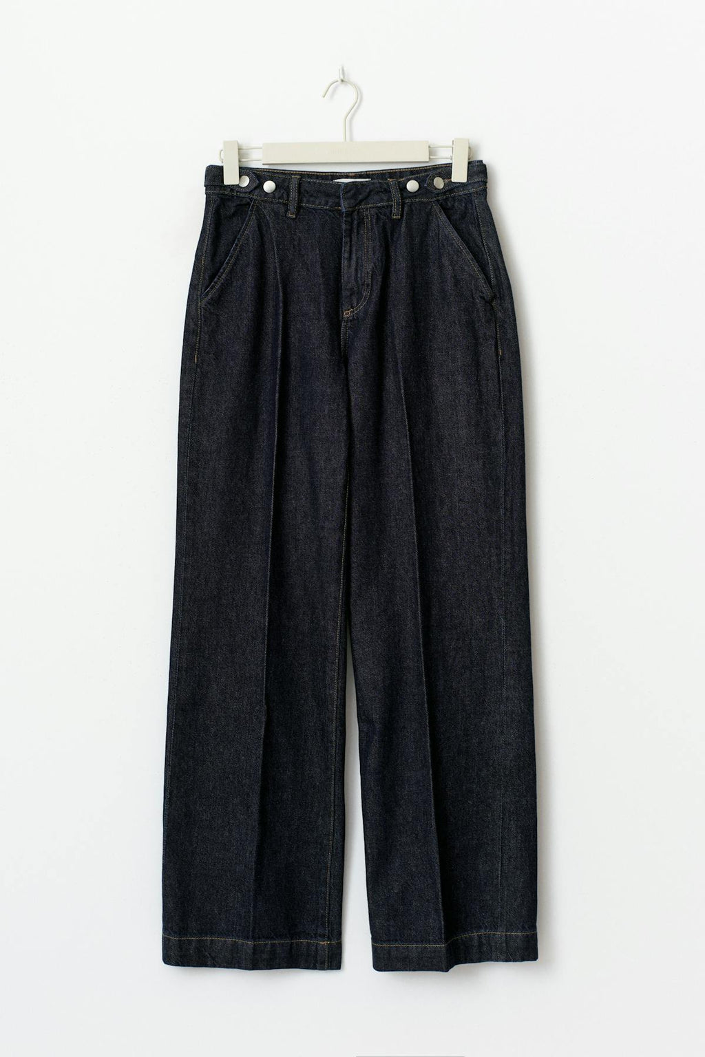 Satorial jeans