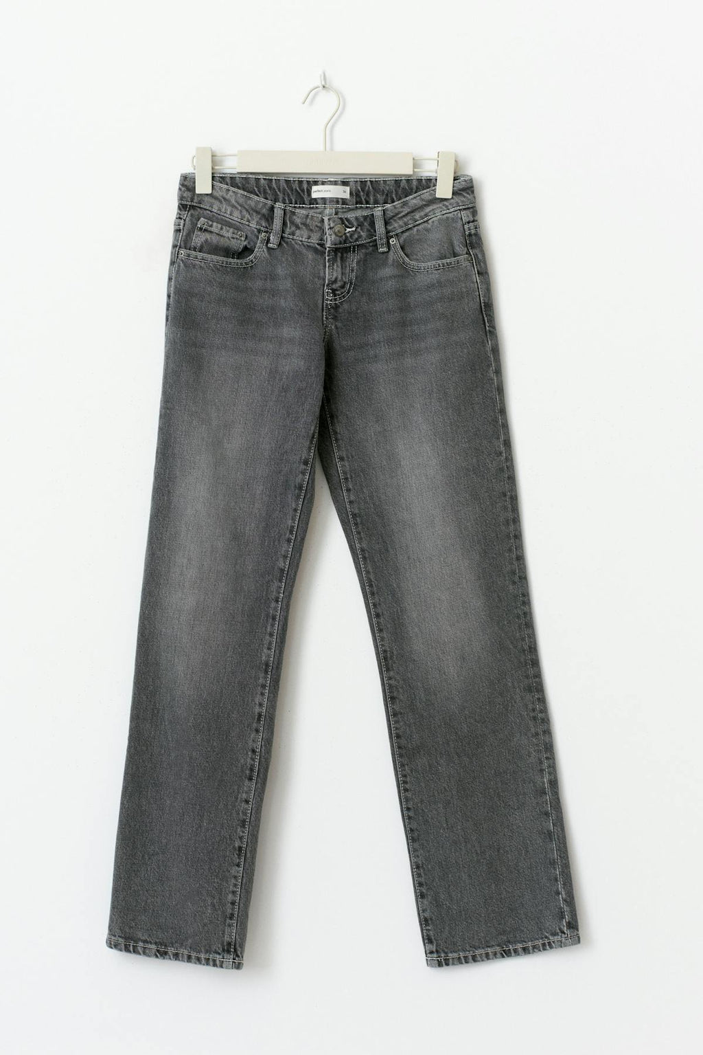 Scandi low straight jeans