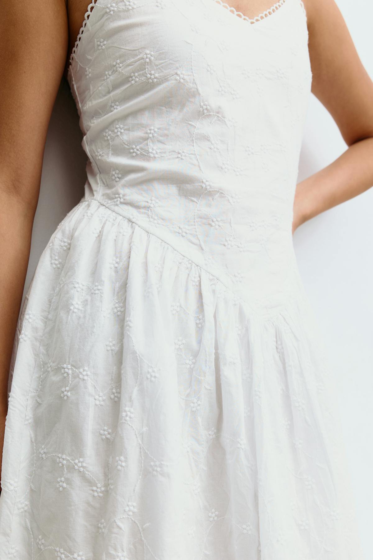 Anglaise midi dress