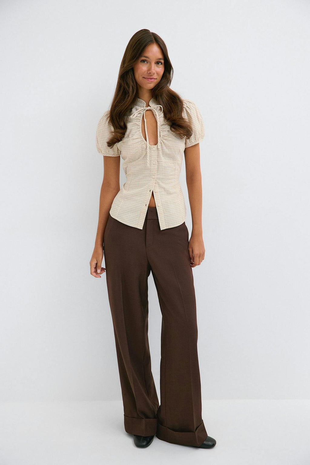 Mid waist wide trousers
