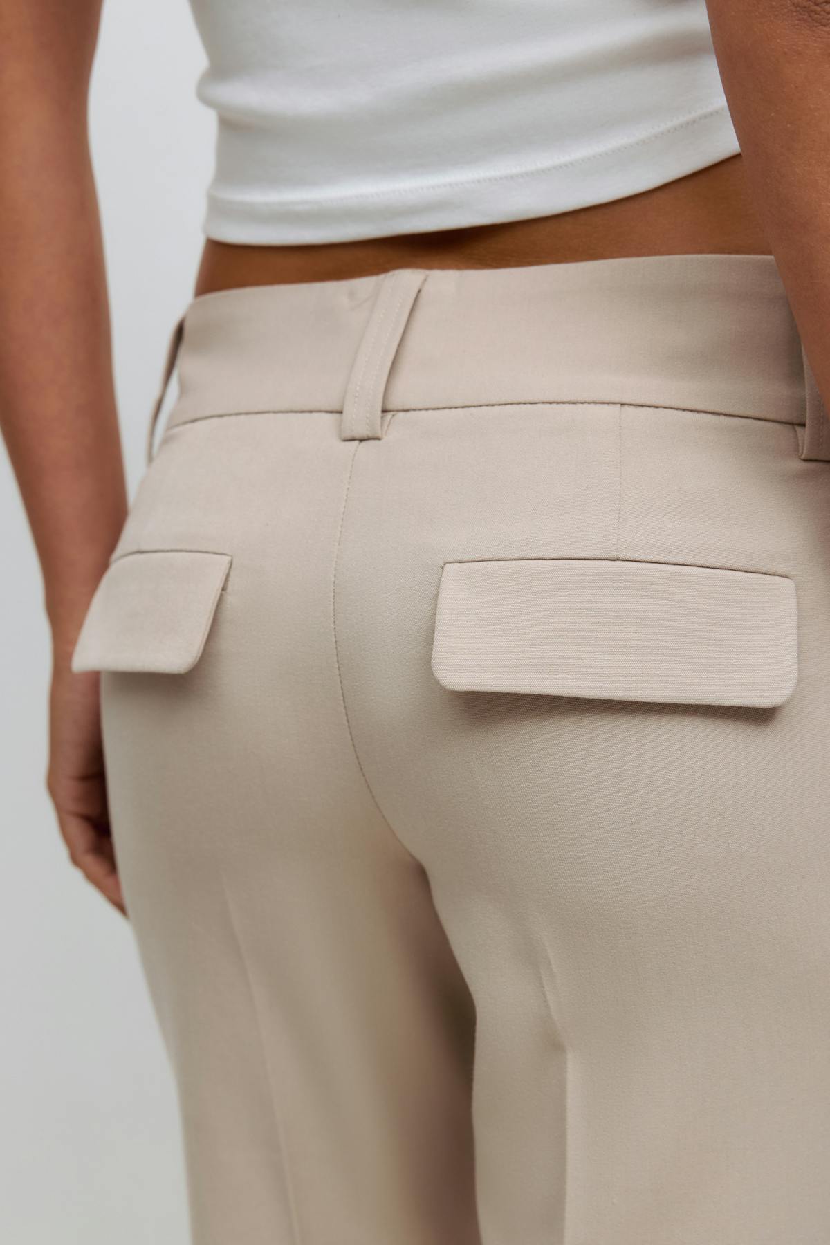Low waist bootcut trousers