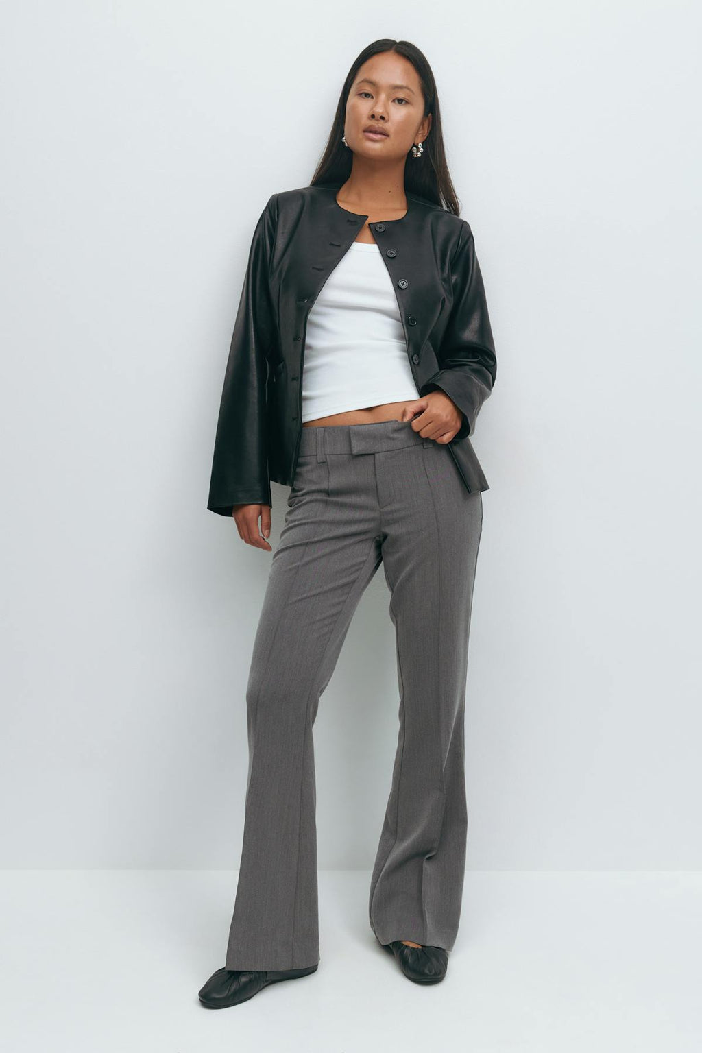 Low waist bootcut trousers