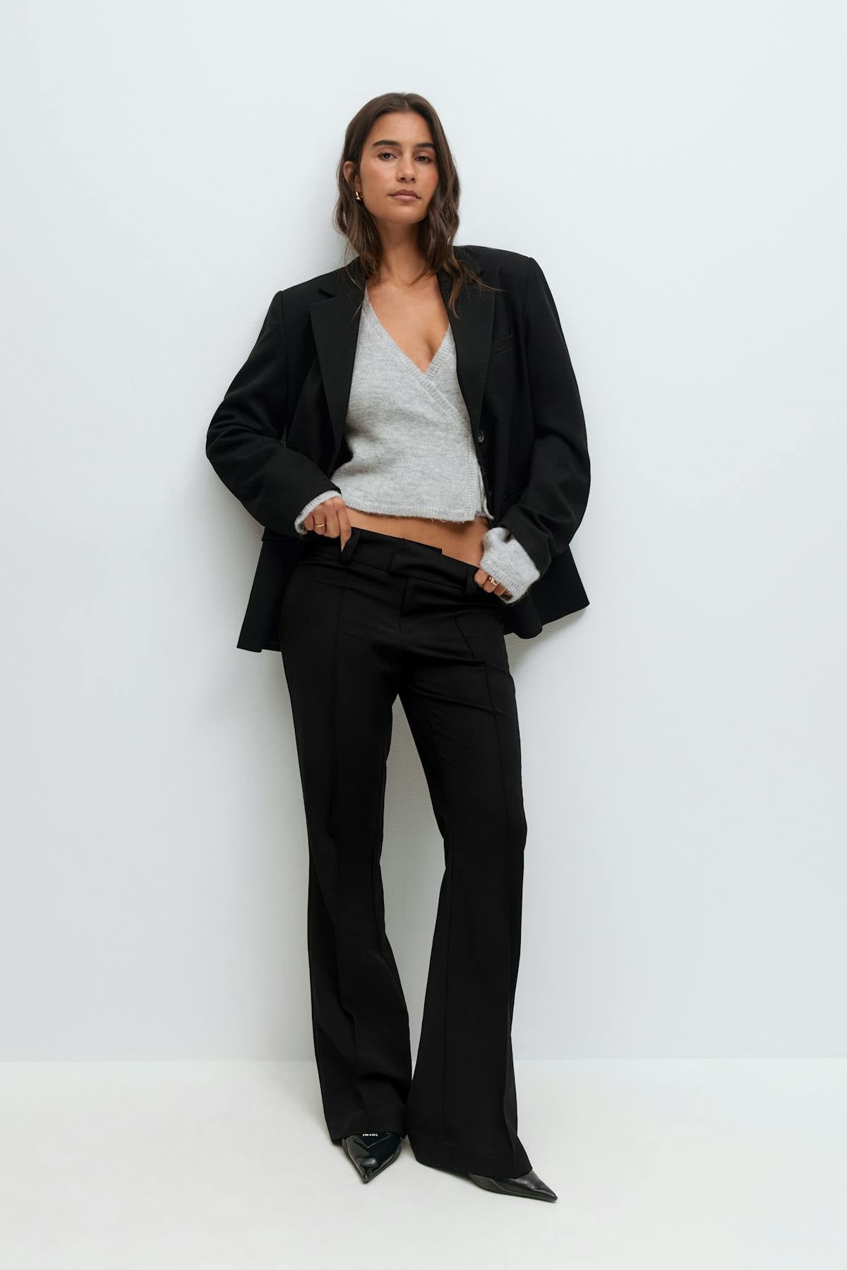 Low waist bootcut trousers