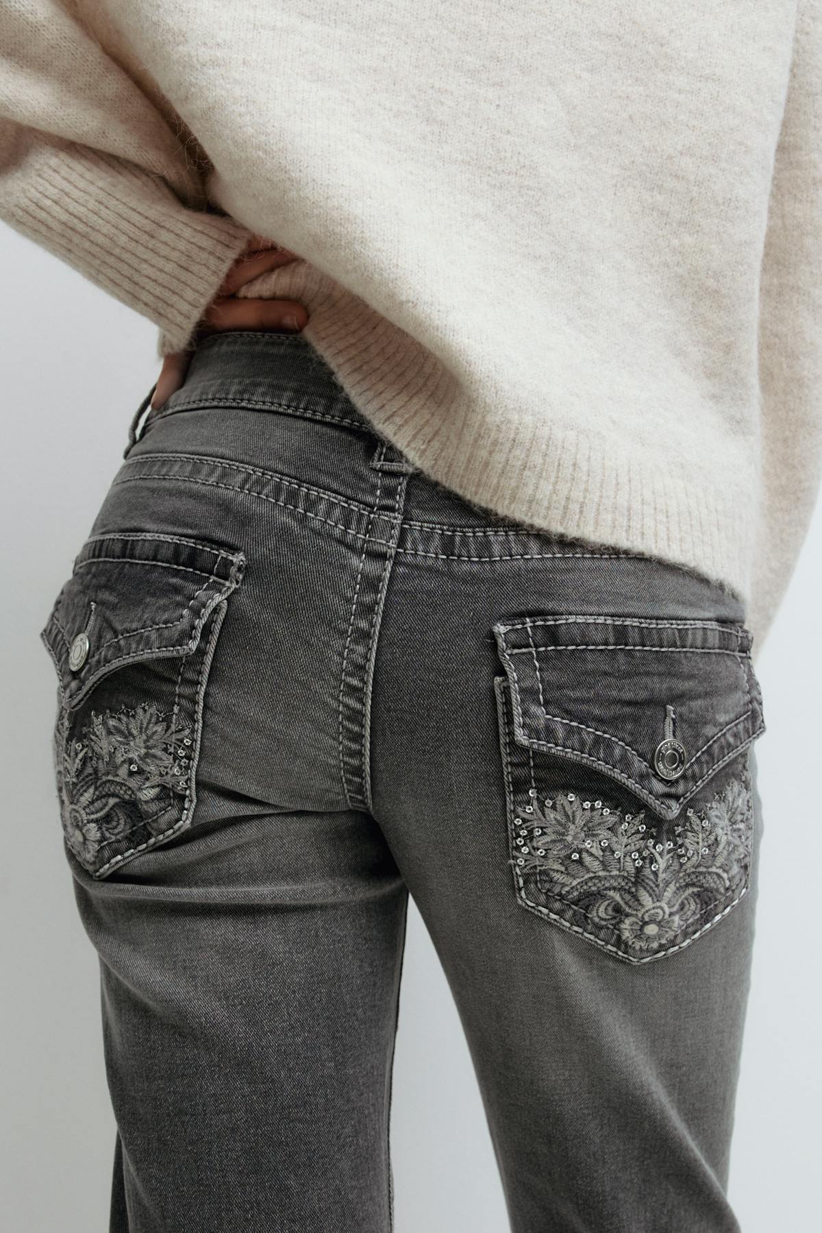 Decorated low flare jeans